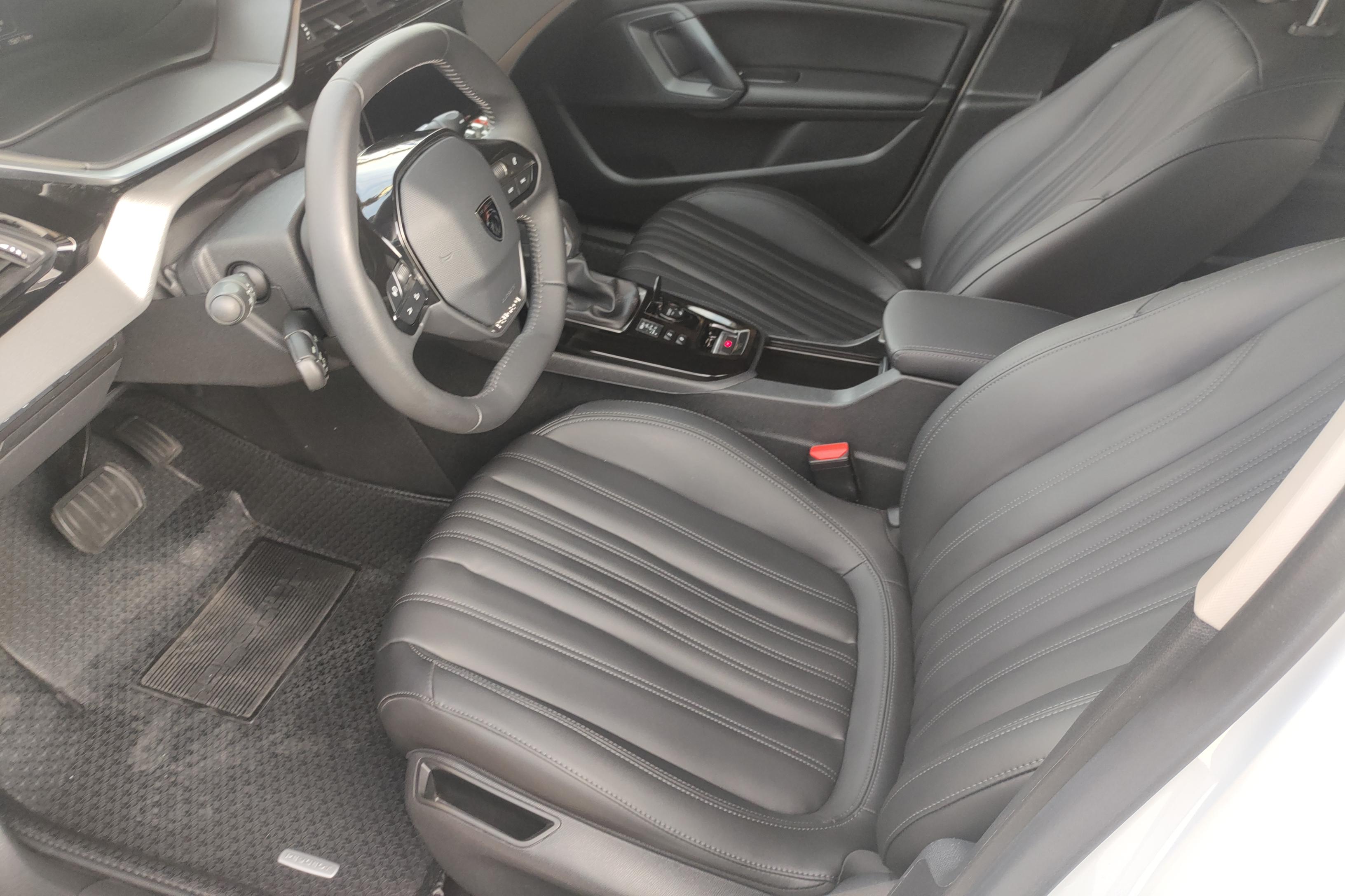 标致408 2022款 1.6T 自动 逐梦版 (国Ⅵ) 