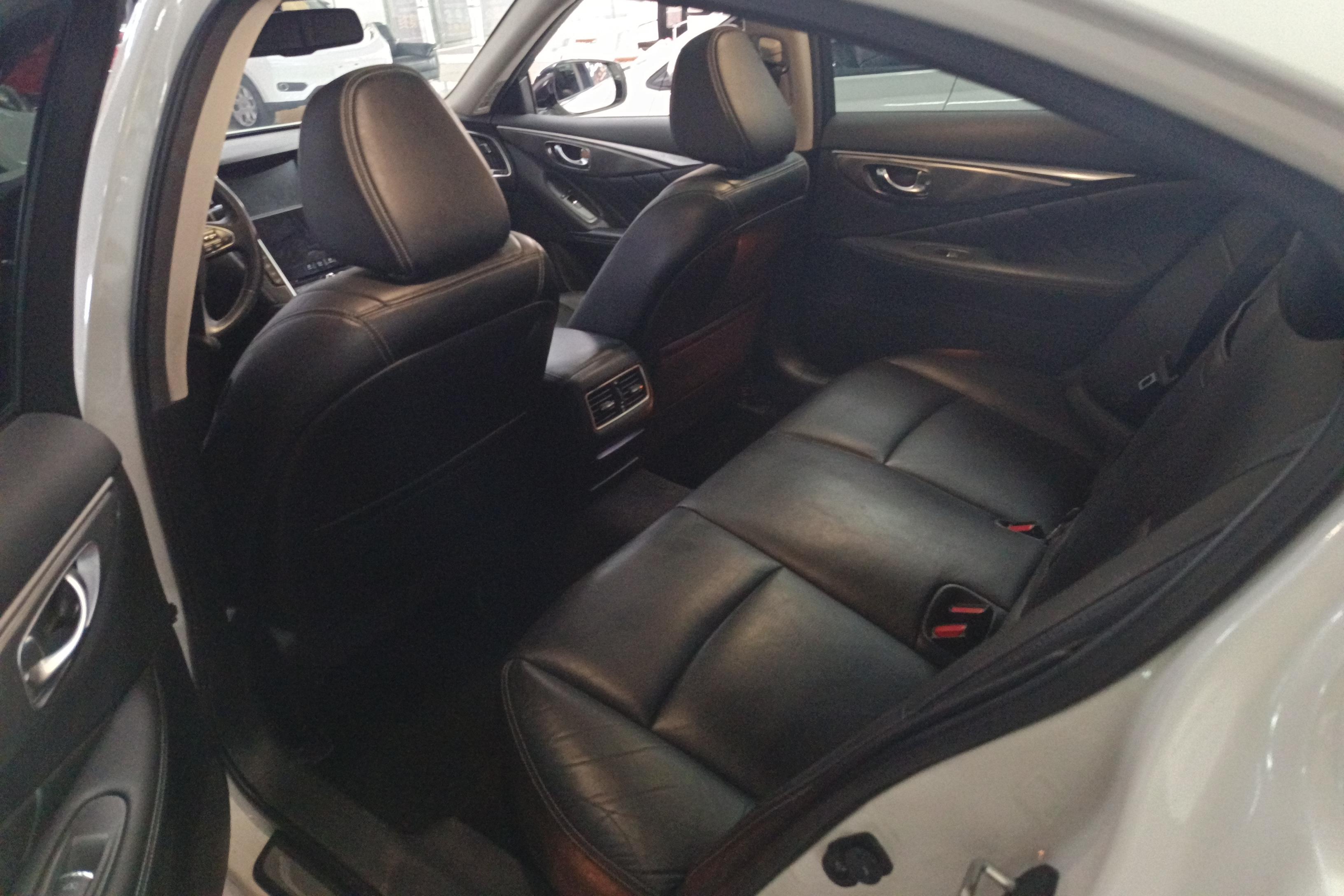 英菲尼迪Q50L 2015款 2.0T 自动 悦享版 (国Ⅴ) 