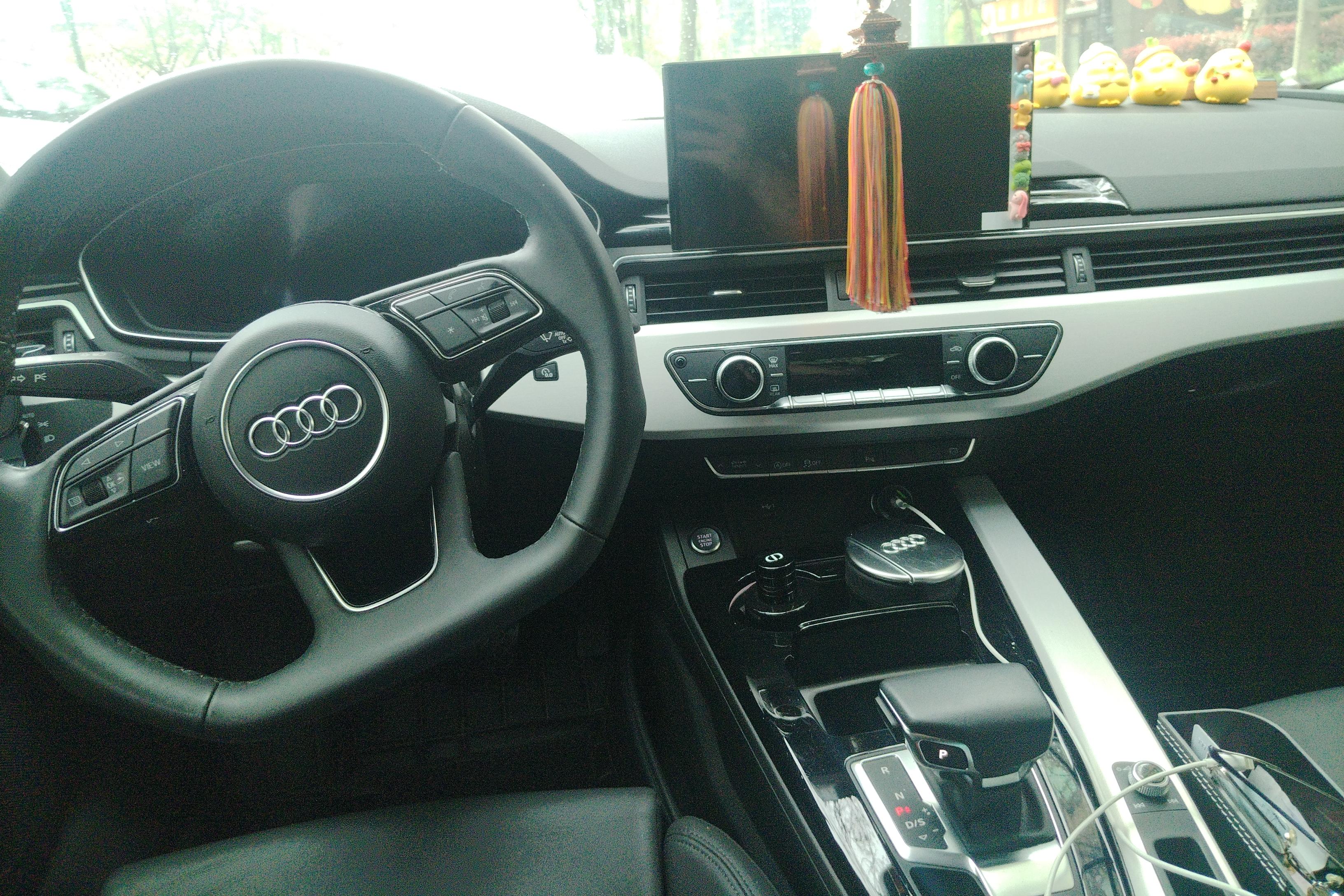 奥迪A5掀背 40TFSI [进口] 2023款 2.0T 自动 汽油 时尚动感型 