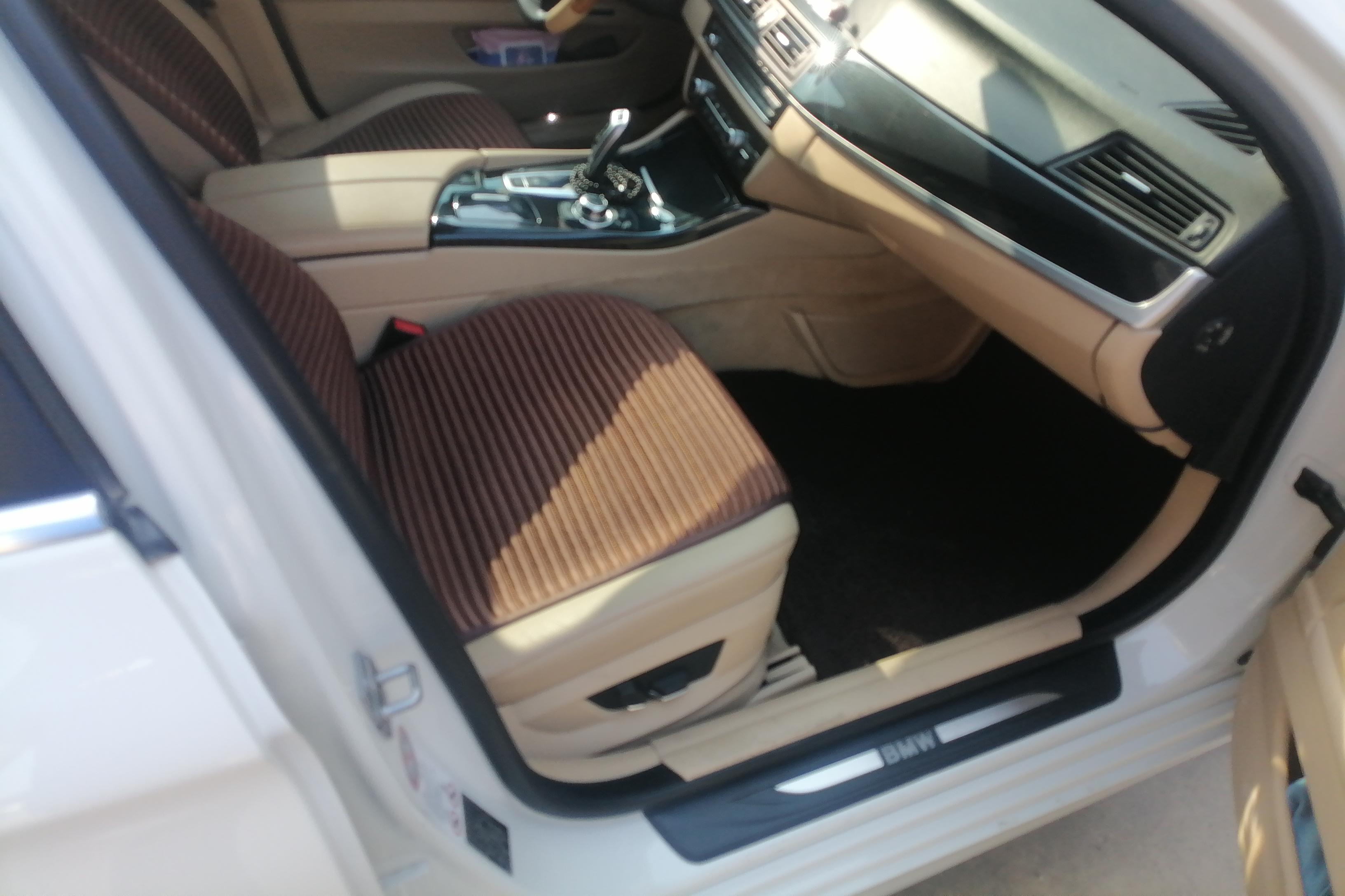 宝马5系 520Li 2012款 2.5L 自动 汽油 典雅型 (国Ⅳ) 