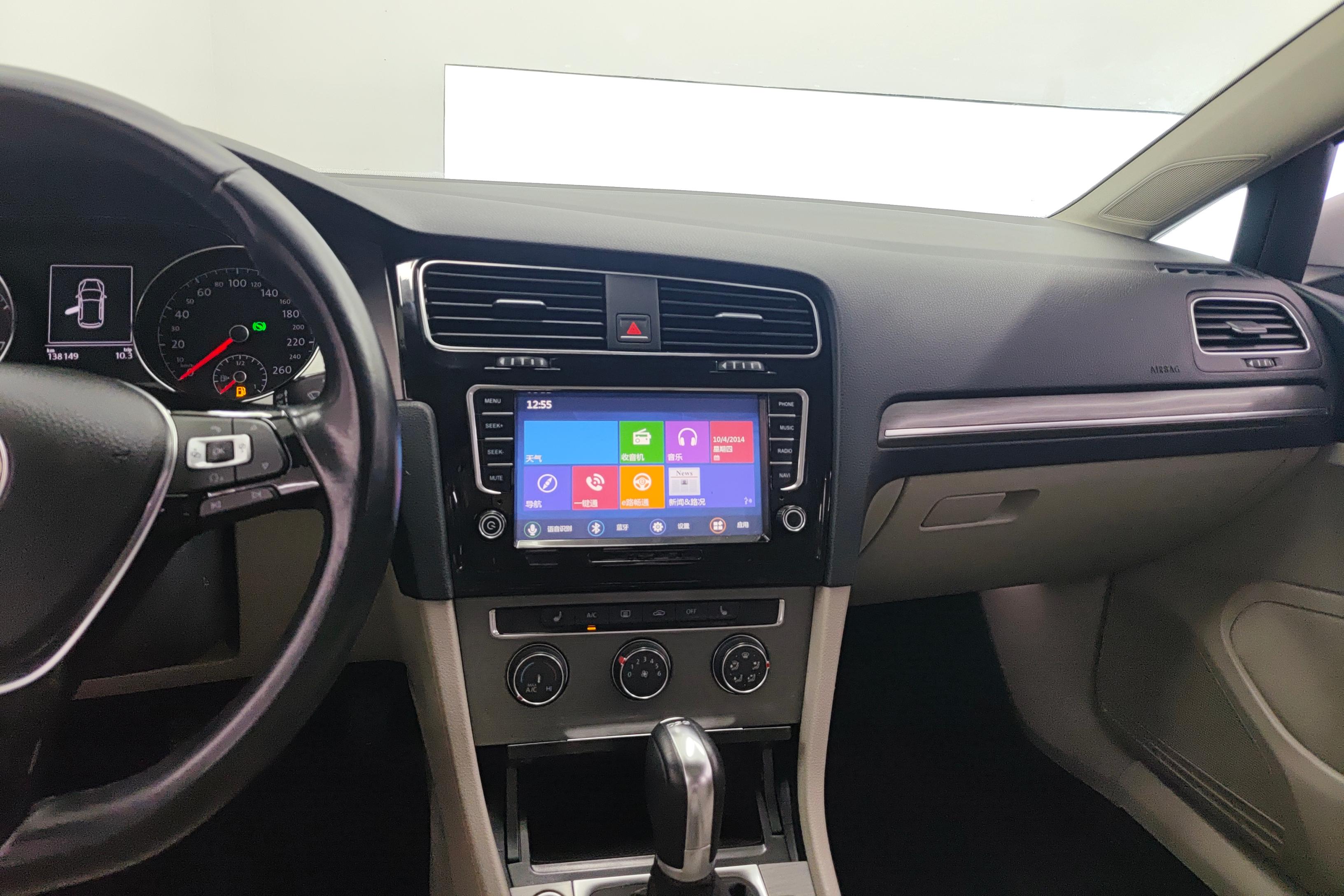 大众高尔夫 2015款 1.4T 自动 汽油 豪华型 (国Ⅳ) 