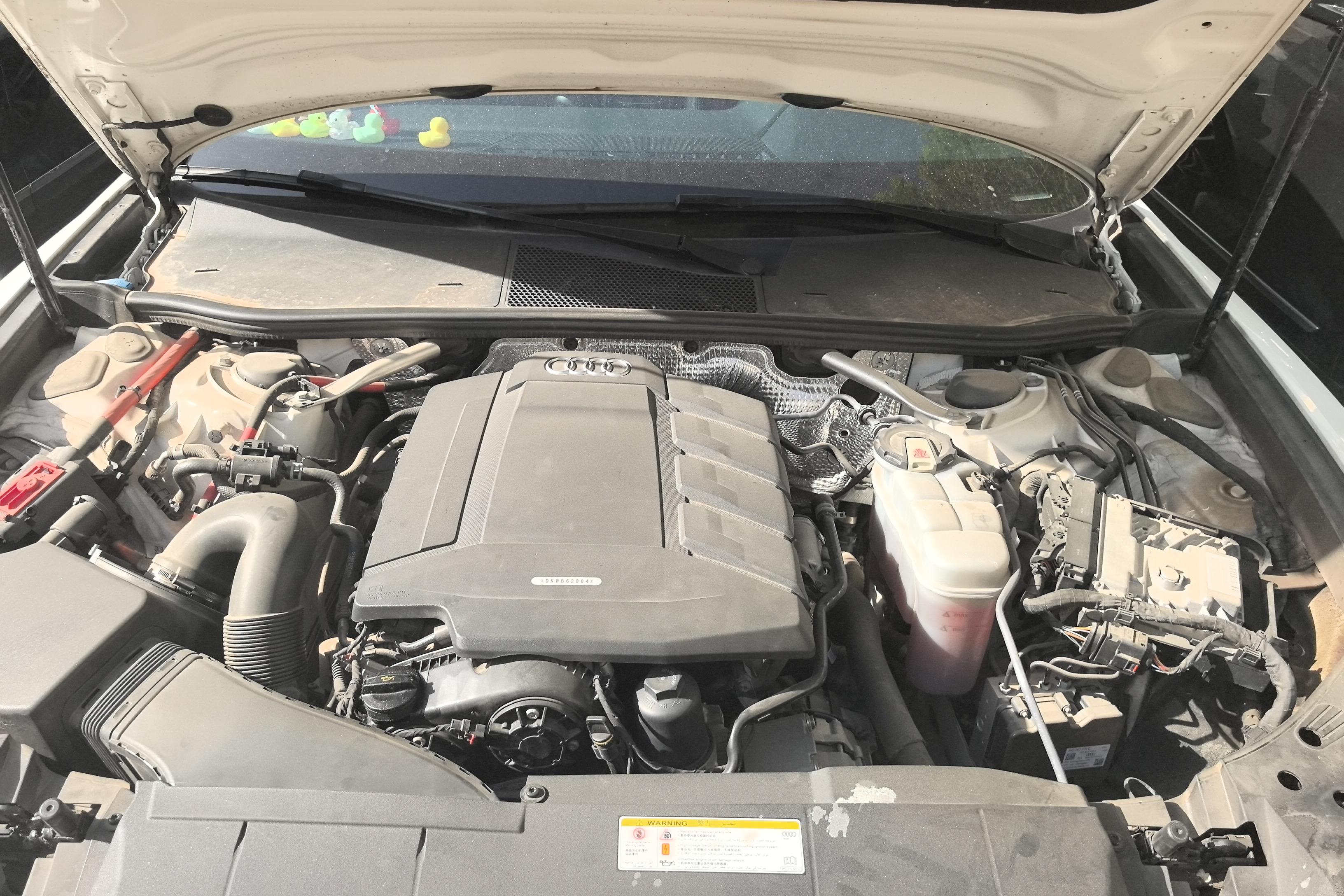 奥迪A6L 40TFSI 2020款 2.0T 自动 豪华动感型 (国Ⅵ) 