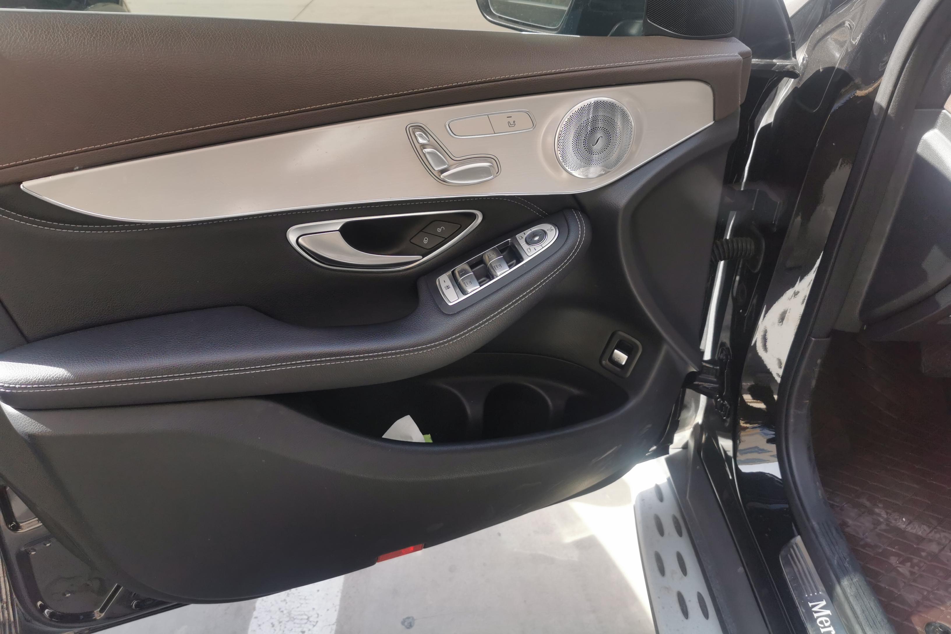 奔驰GLC GLC260L 2020款 2.0T 自动 4MATIC动感型 (国Ⅵ) 