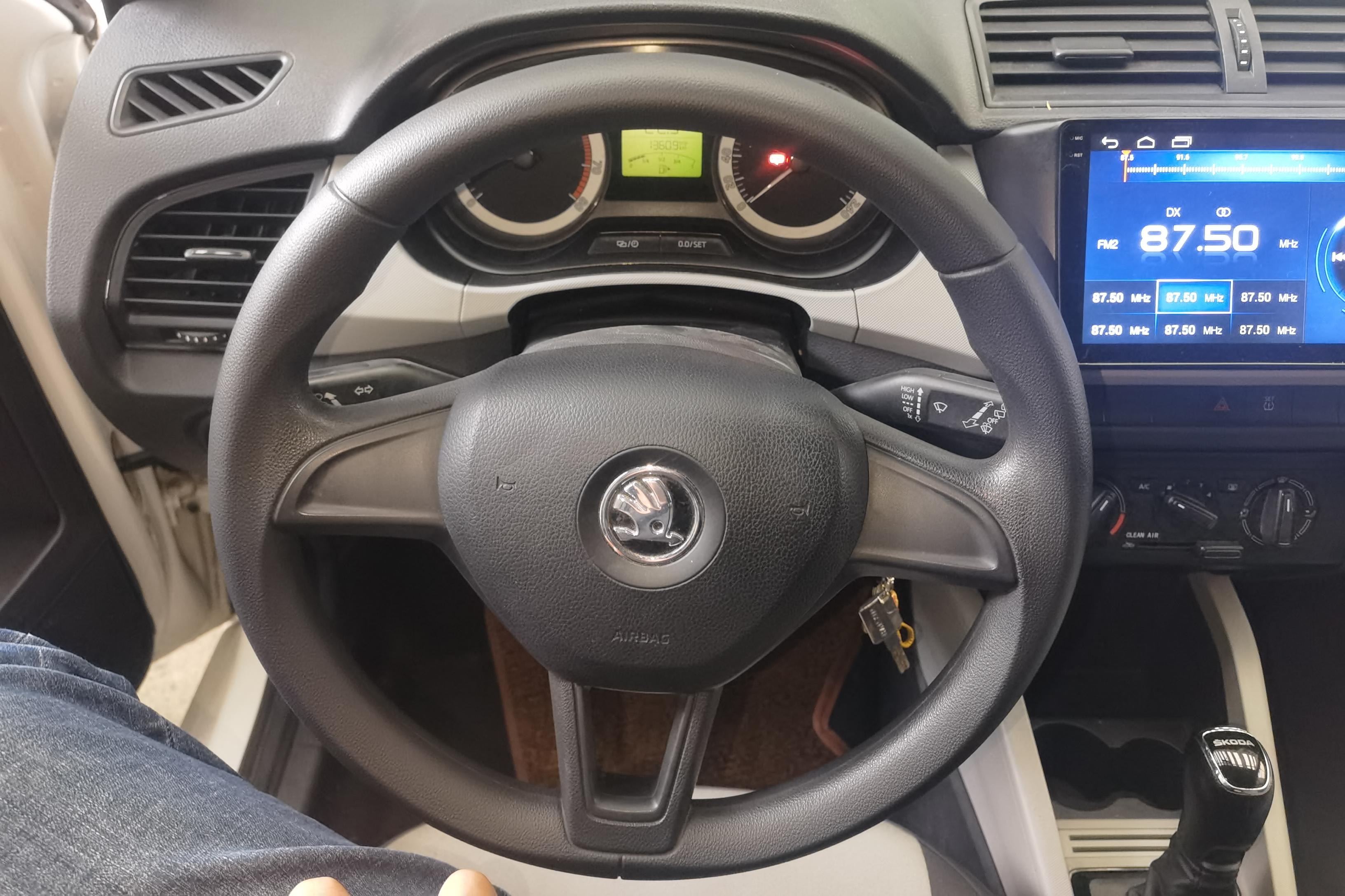 斯柯达晶锐 2017款 1.4L 自动 车享版 (国Ⅴ) 