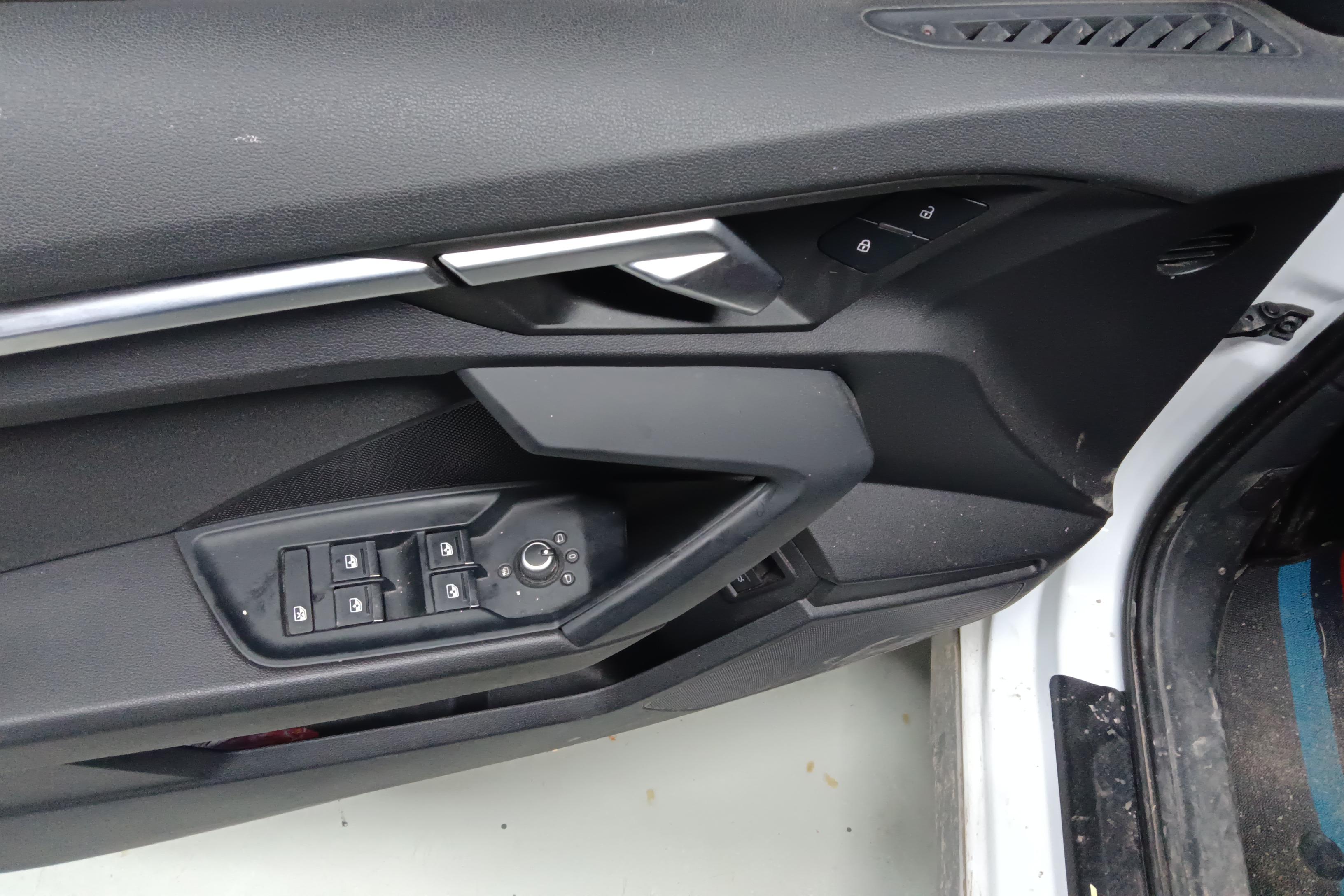 奥迪A3 35TFSI 2022款 1.4T 自动 汽油 进取运动型Sportback (国Ⅵ) 