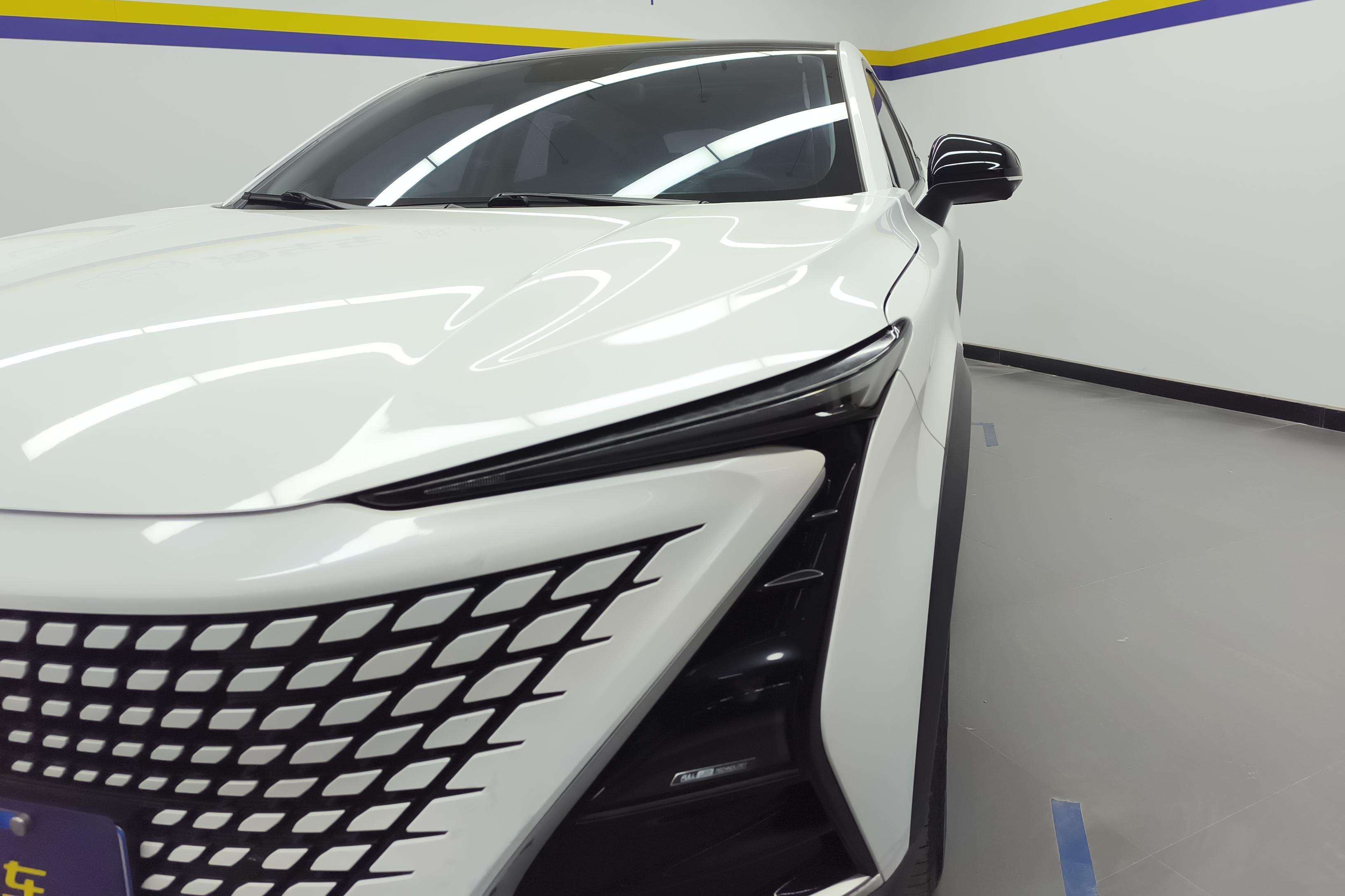 长安UNI-T 2020款 1.5T 自动 尊贵型 (国Ⅵ) 