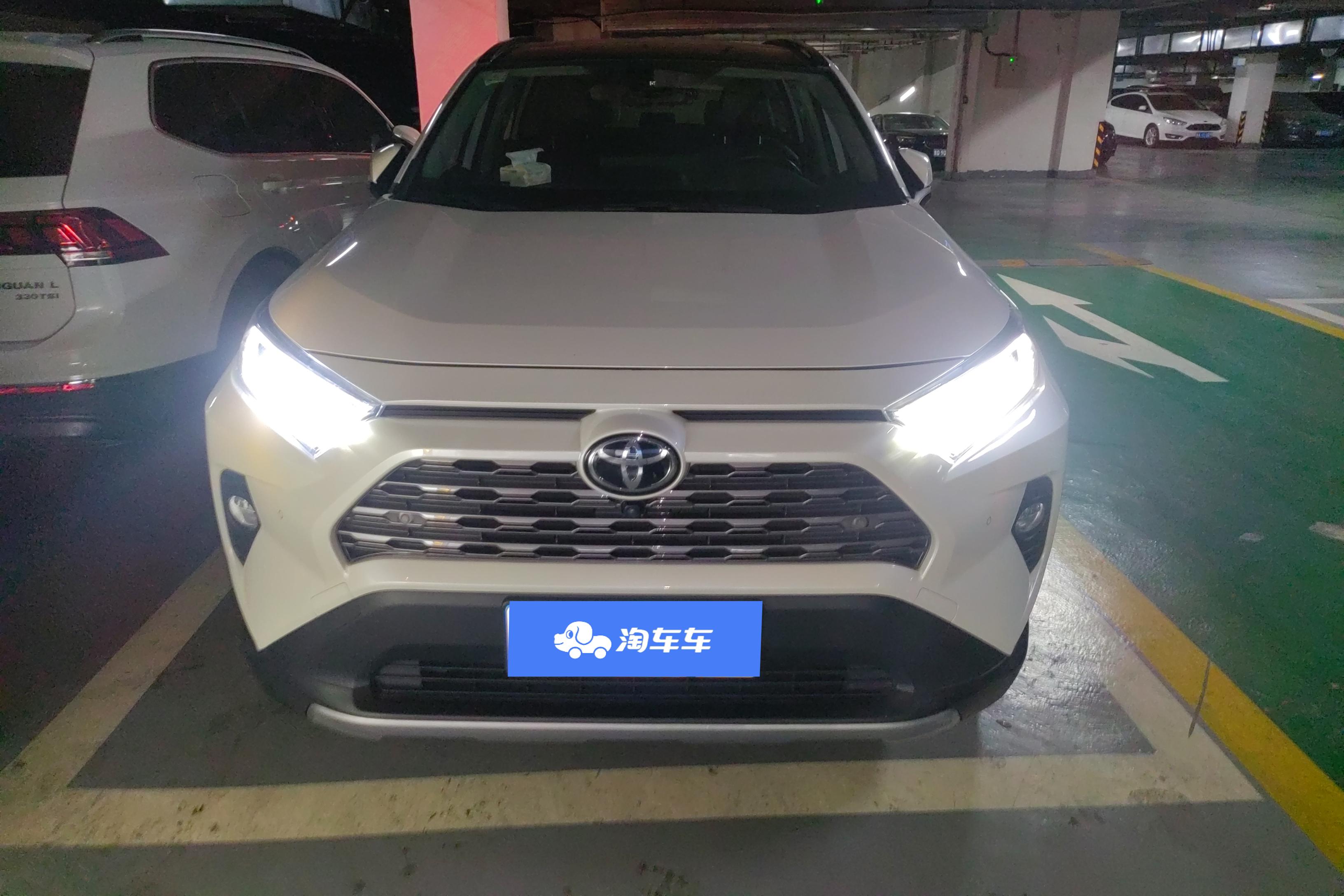 丰田RAV4 2020款 2.0L 自动 前驱 尊贵版 (国Ⅵ) 