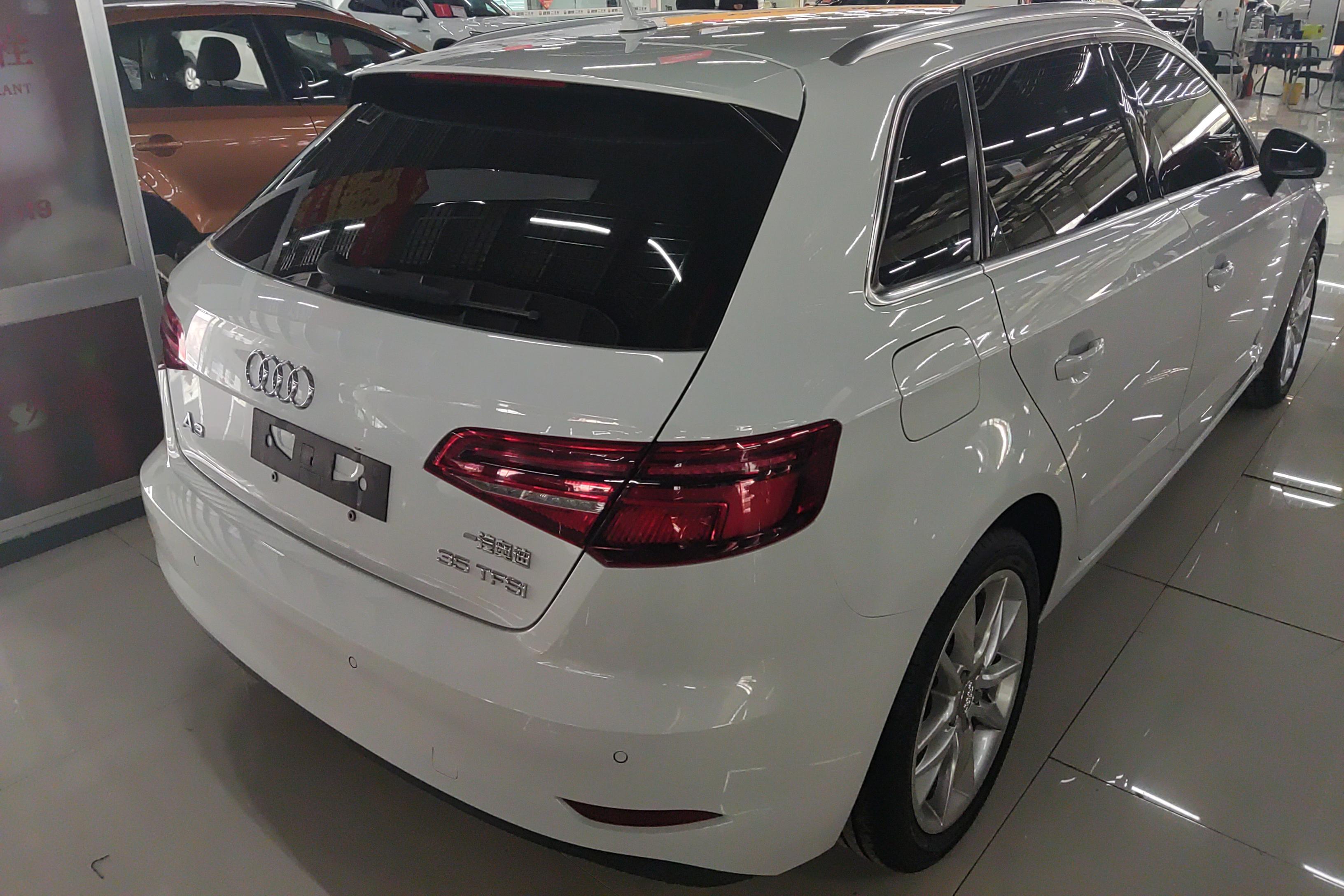 奥迪A3 35TFSI 2018款 1.4T 自动 汽油 进取型30周年Sportback (国Ⅴ) 
