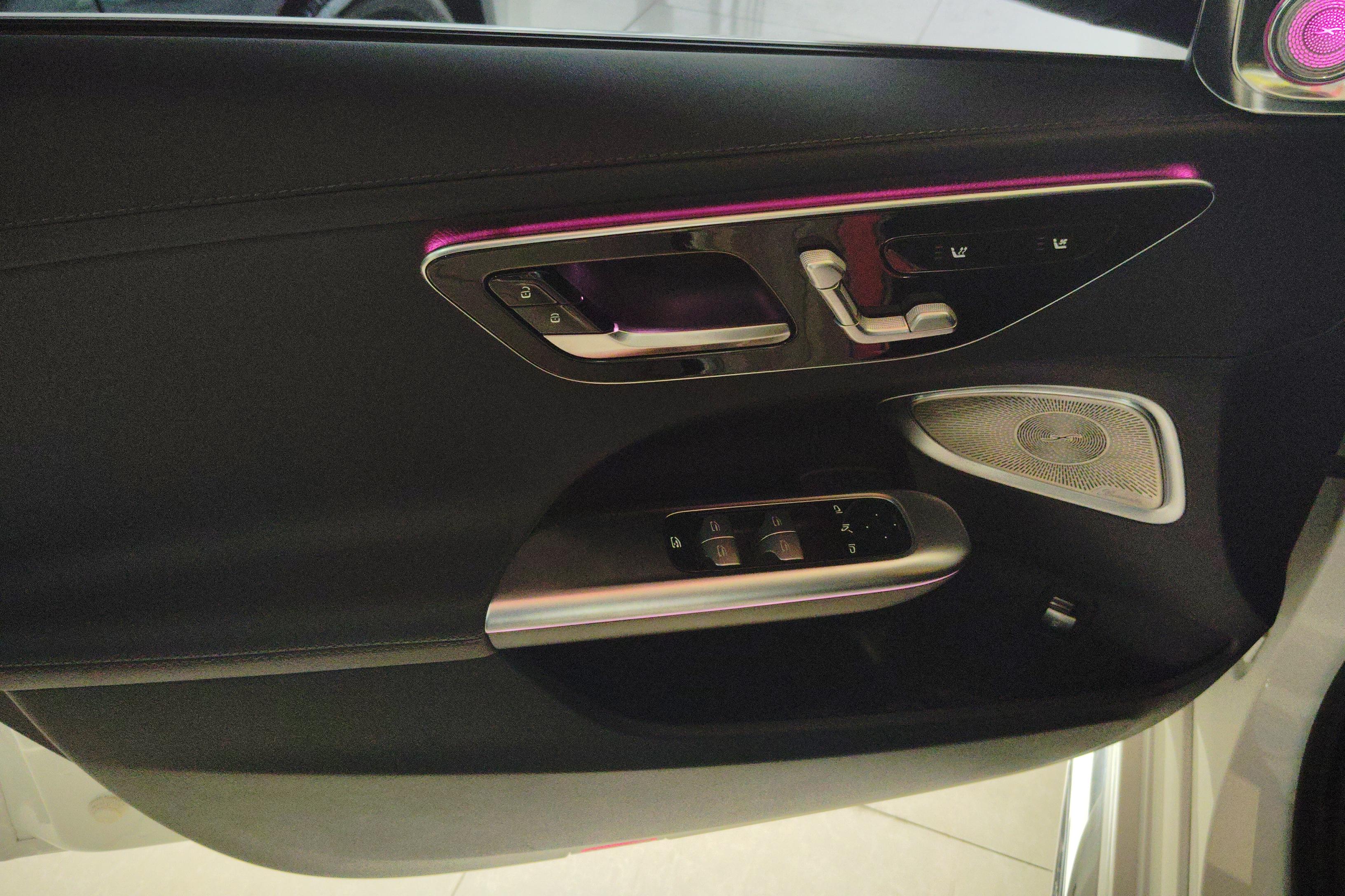 奔驰C级 C260L 2022款 1.5T 自动 运动版 (国Ⅵ) 