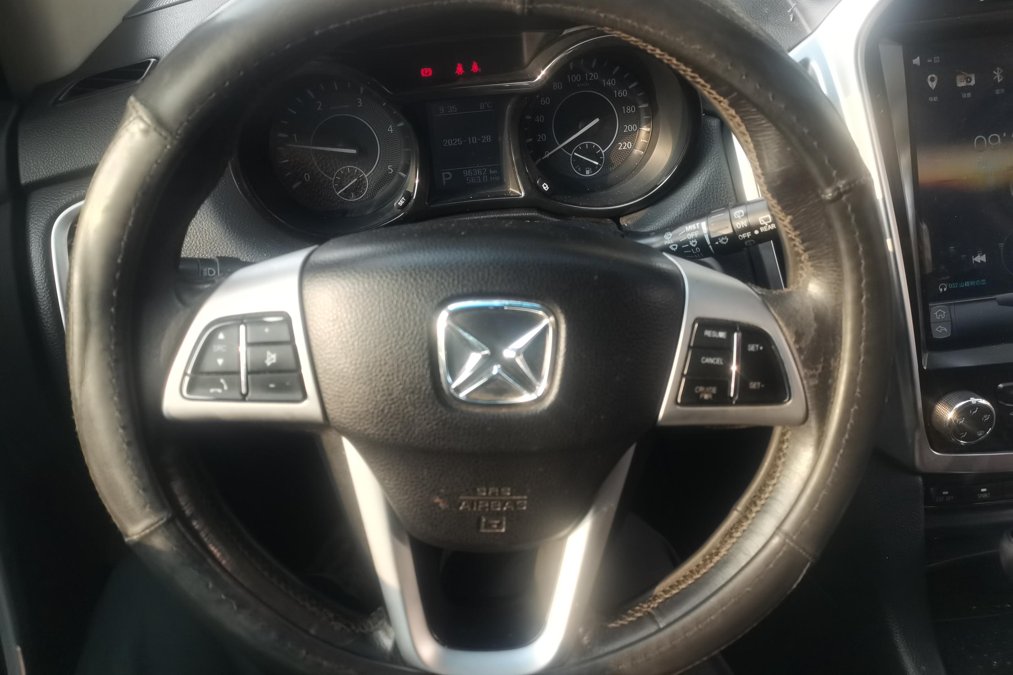 江铃驭胜 S350 2013款 2.4T 自动 后驱 豪华版 (国Ⅳ) 