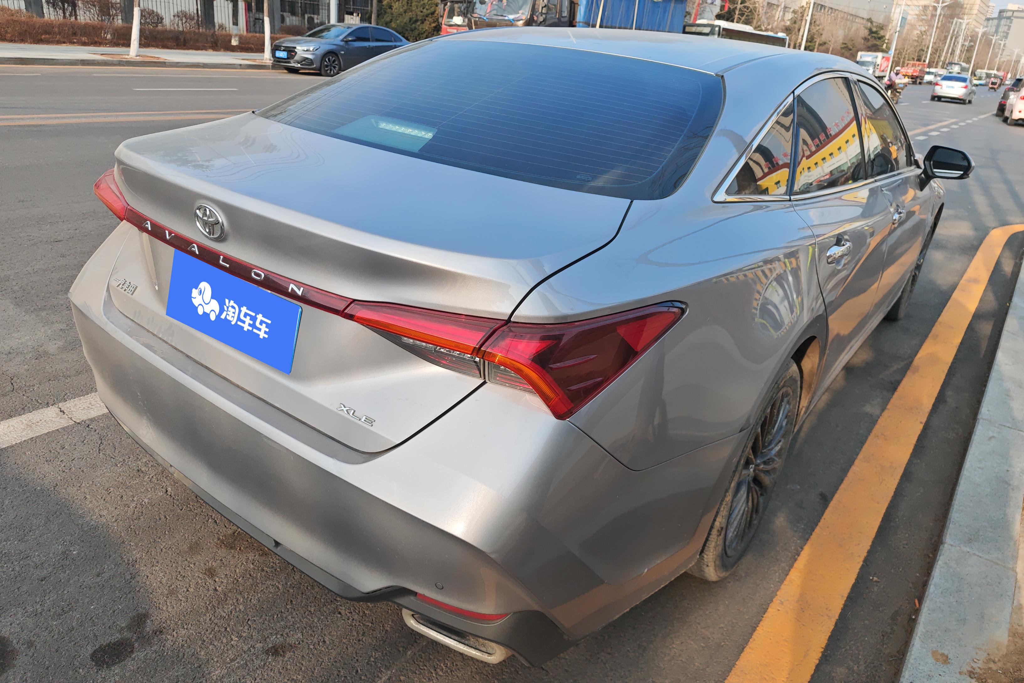 丰田亚洲龙 2019款 2.0L 自动 XLE尊享版 (国Ⅵ) 