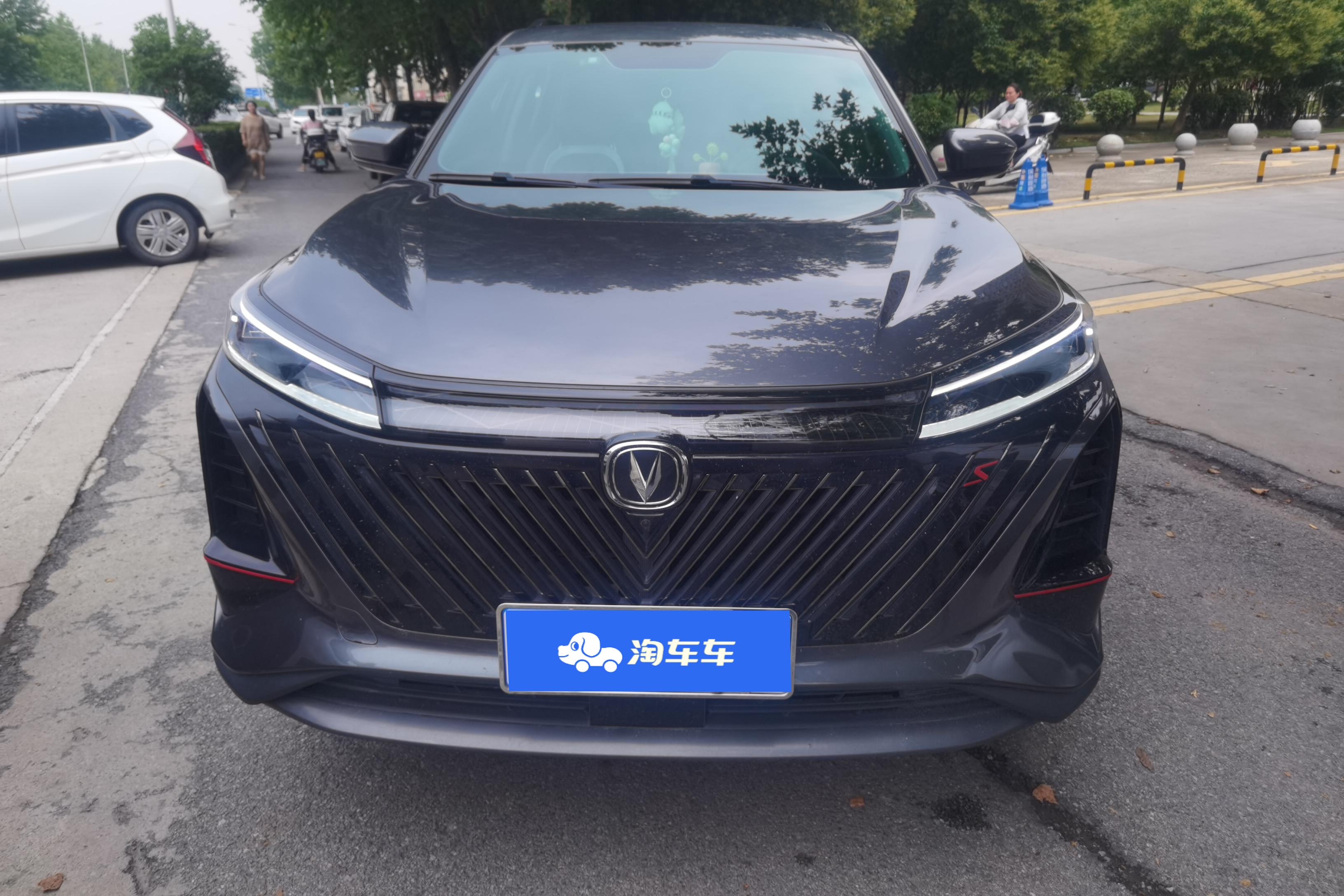 长安CS75 PLUS 第二代 2022款 1.5T 自动 尊贵型 (国Ⅵ) 