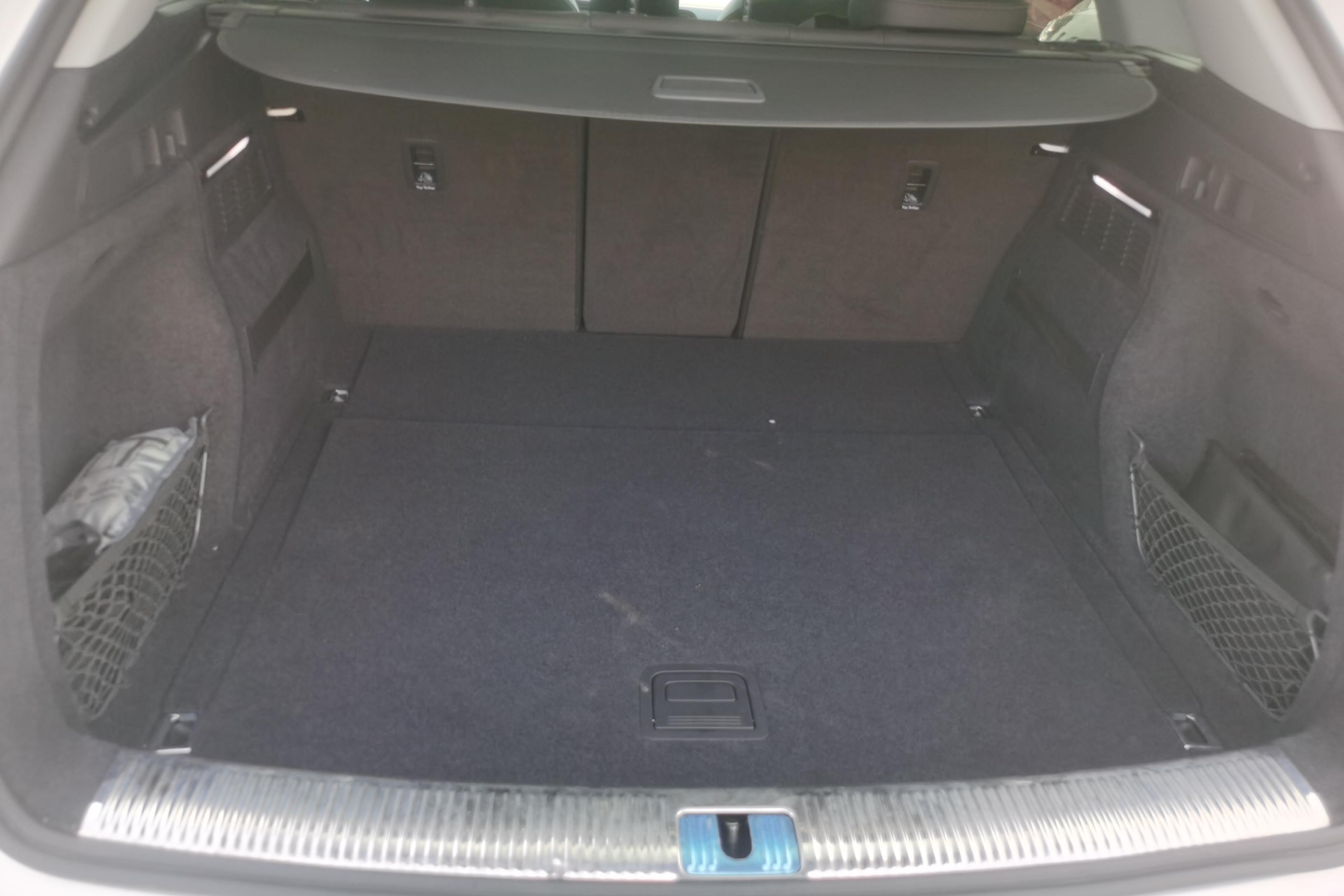 奥迪Q5L 45TFSI 2022款 2.0T 自动 改款豪华动感型 (国Ⅵ) 