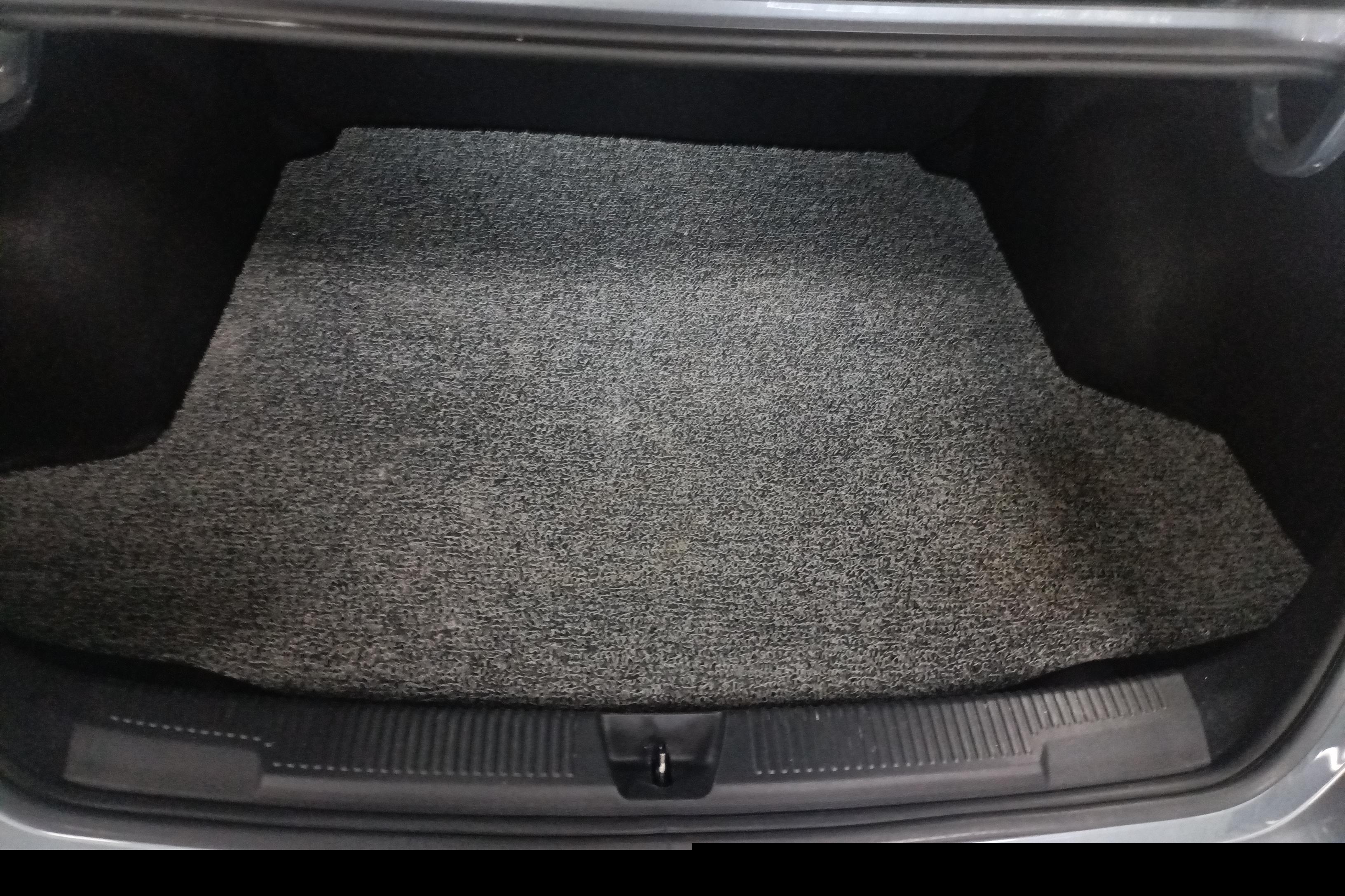 荣威i5 2023款 1.5L 自动 尊荣版 (国Ⅵ) 