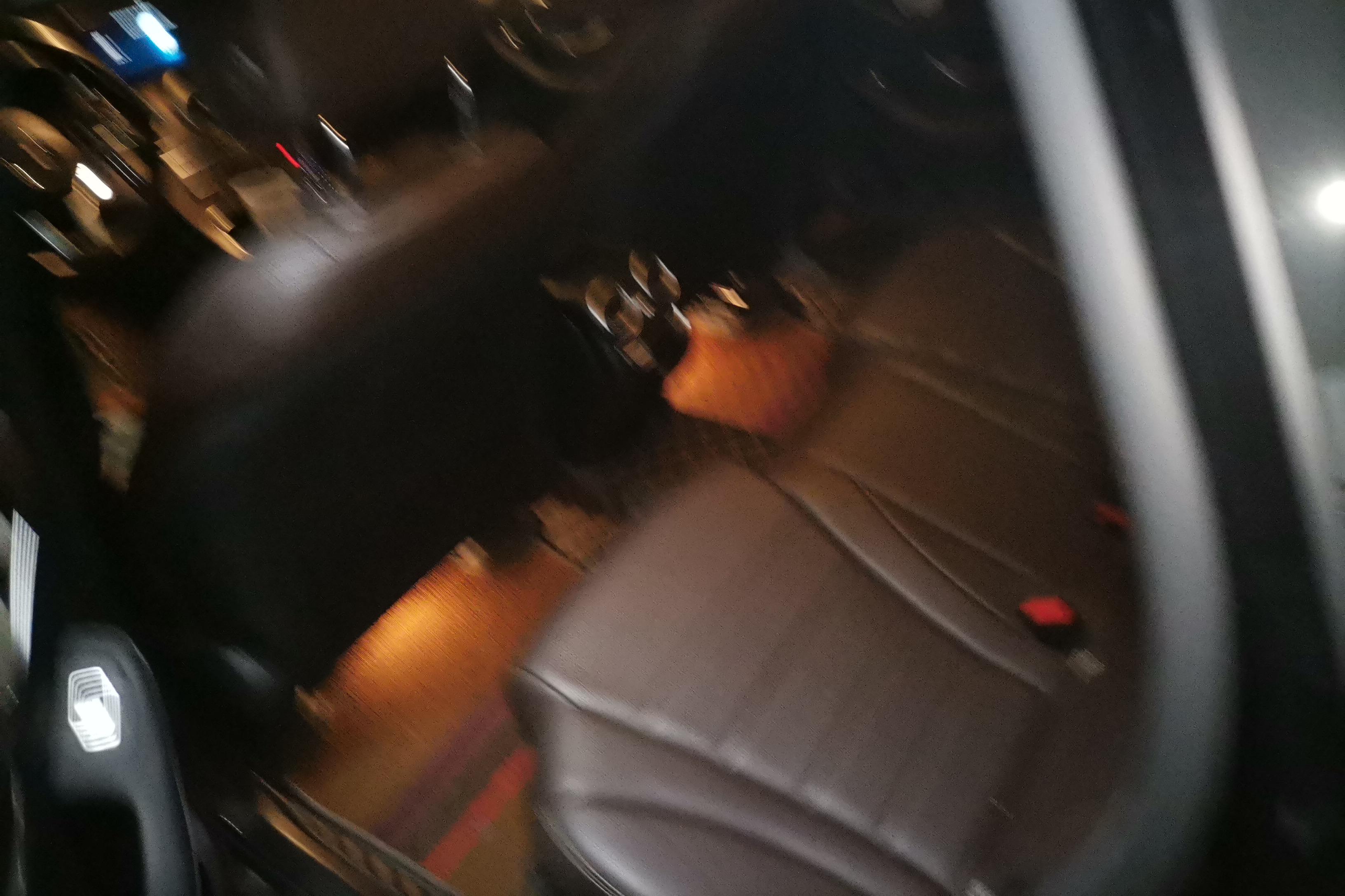 奔驰GLC GLC300L 2022款 2.0T 自动 动感型 (国Ⅵ) 