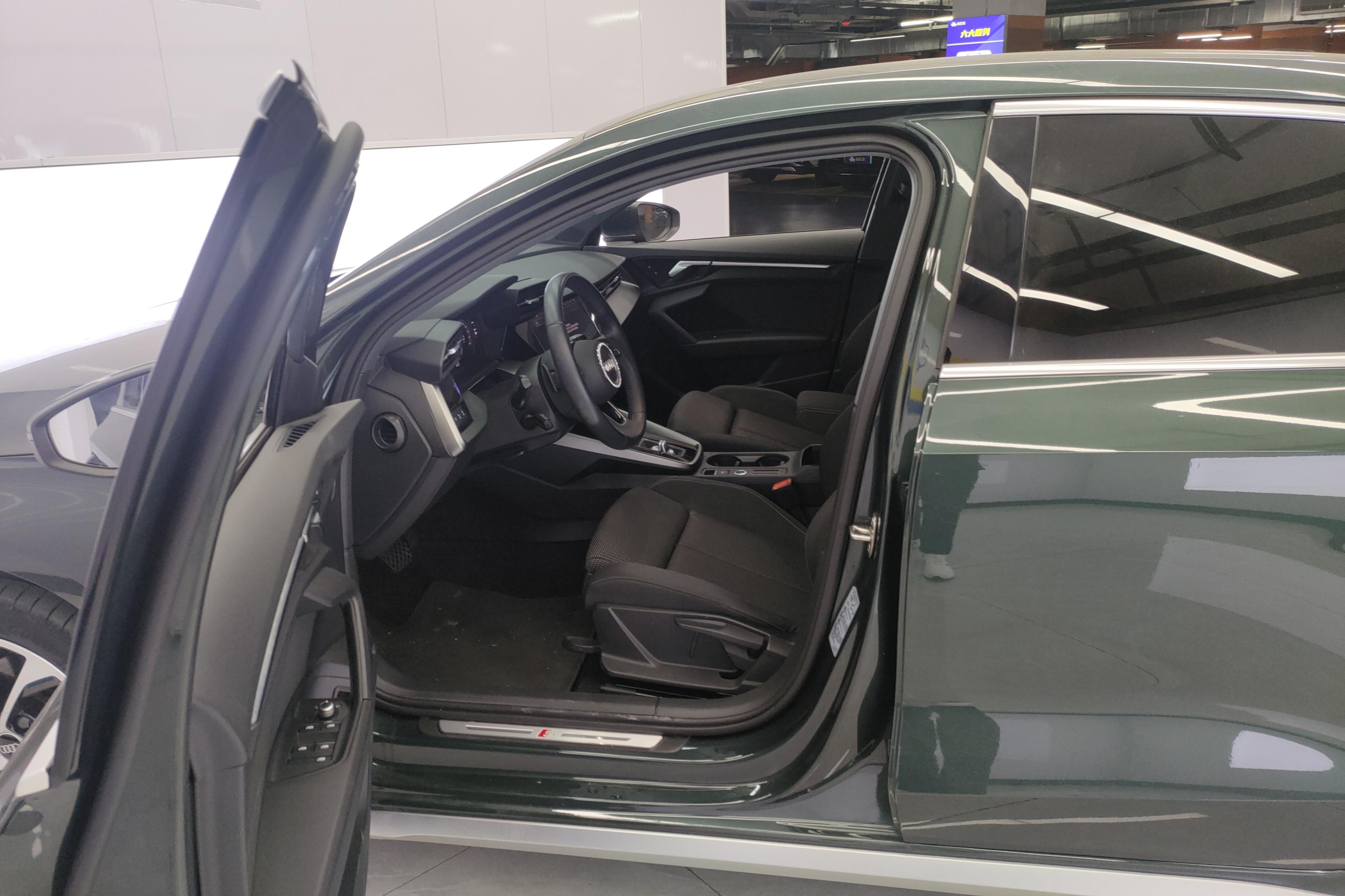 奥迪A3 L35TFSI 2022款 1.4T 自动 Limousine进取运动型 (国Ⅵ) 