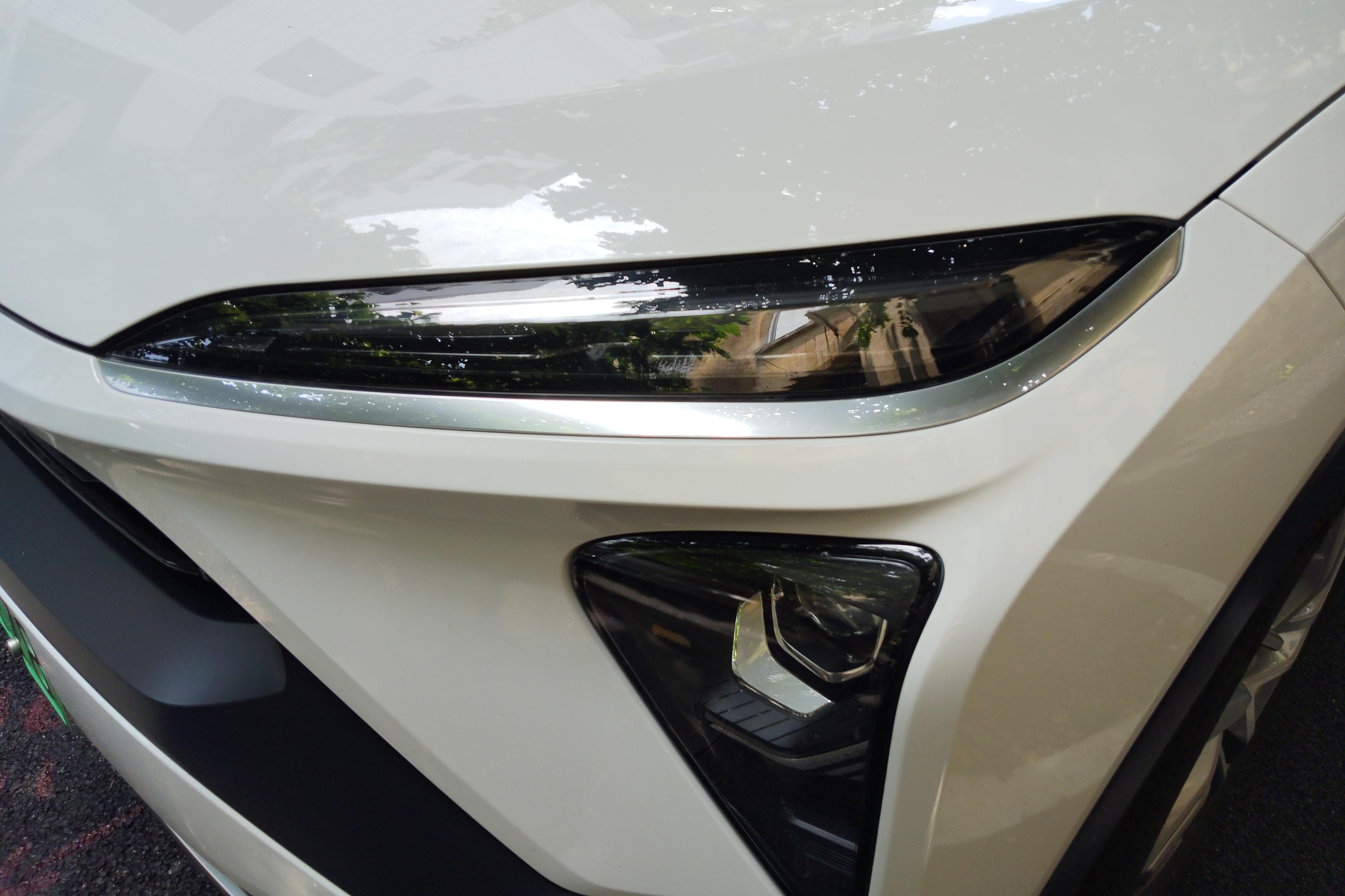 蔚来ES6 2020款 70kWh420km四驱 纯电动 运动版420KM 