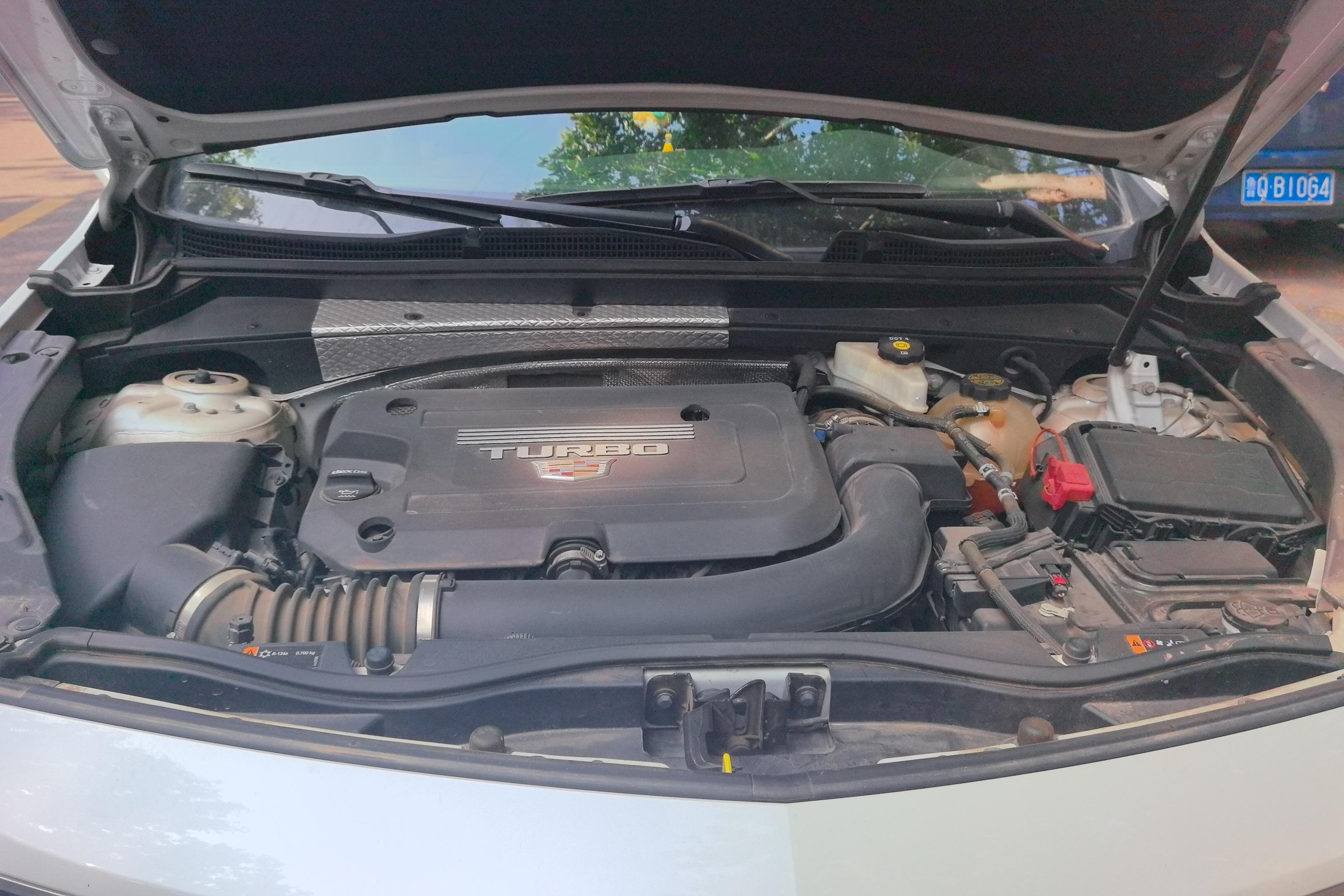 凯迪拉克XT4 2021款 2.0T 自动 28T领先型 (国Ⅵ) 