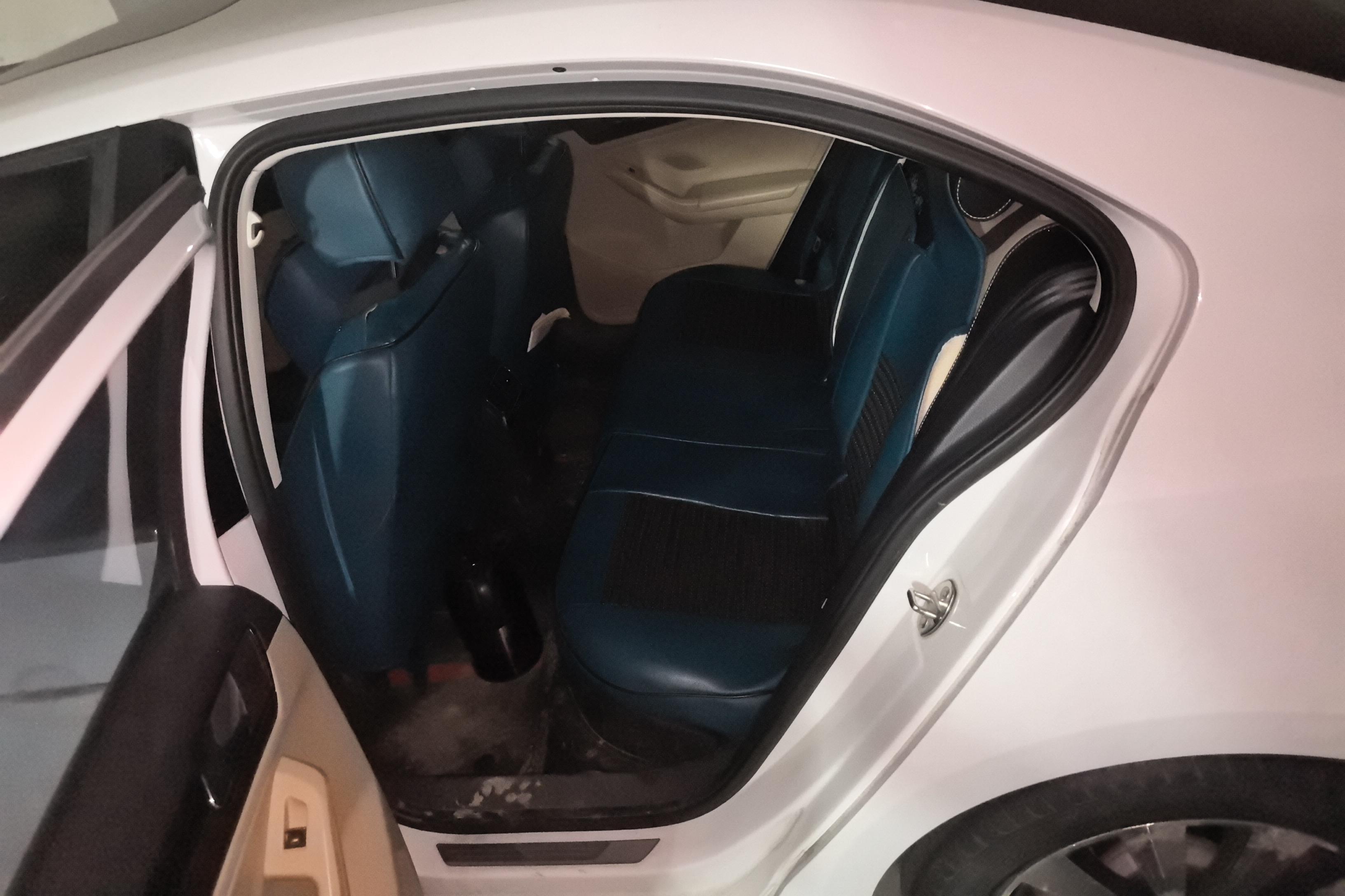 大众速腾 2015款 1.4T 自动 230TSI豪华型 (国Ⅴ) 