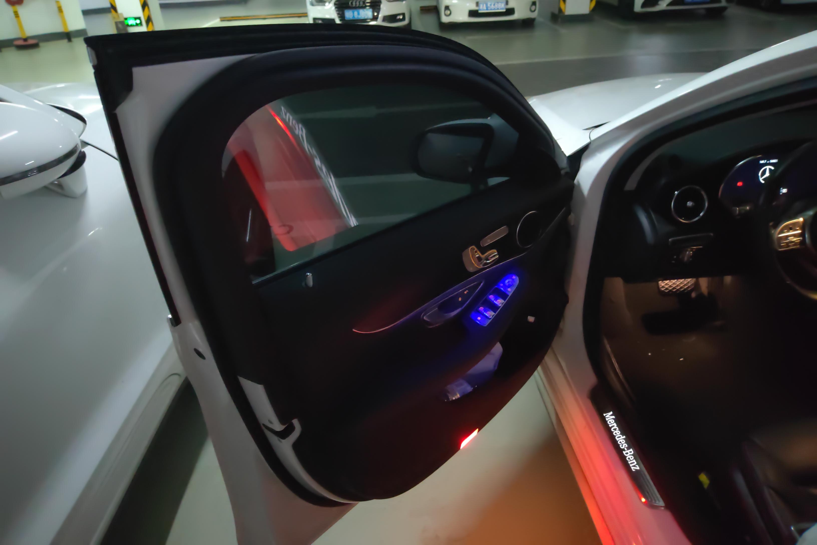 奔驰C级 C260L 2020款 1.5T 自动 运动版改款 (国Ⅵ) 