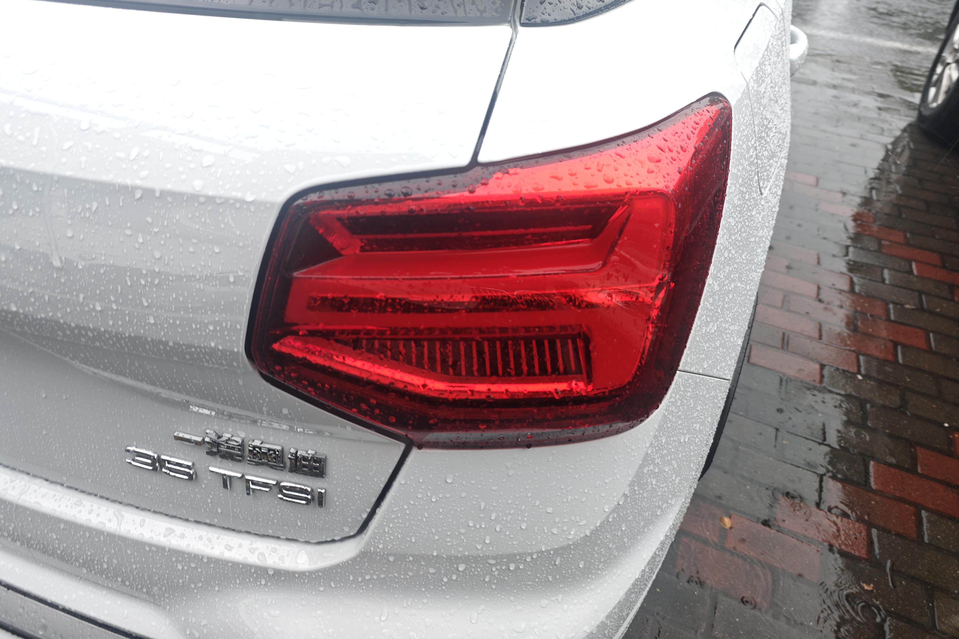 奥迪Q2L 35TFSI 2022款 1.4T 自动 时尚动感型 (国Ⅵ) 