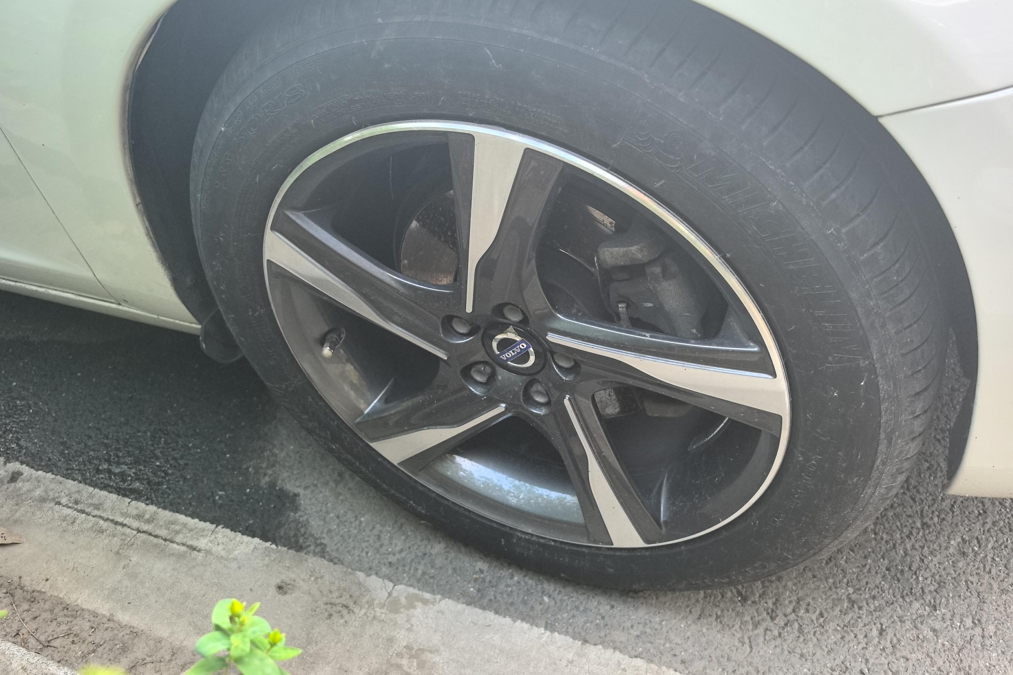 沃尔沃S60L T4 2016款 2.0T 自动 智远版 (国Ⅴ) 