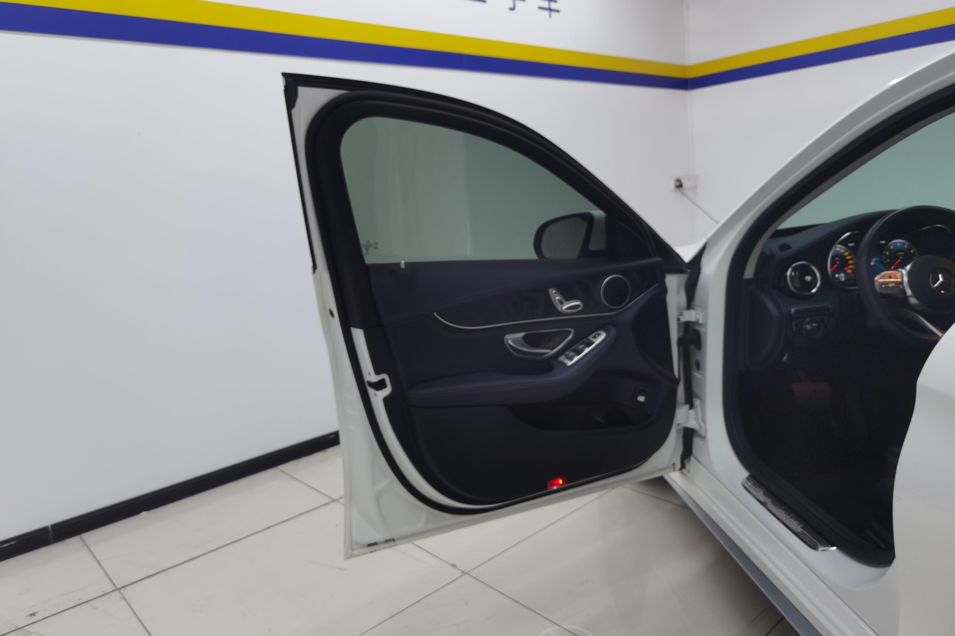 奔驰C级 C200L 2020款 1.5T 自动 时尚型运动版 (国Ⅵ) 