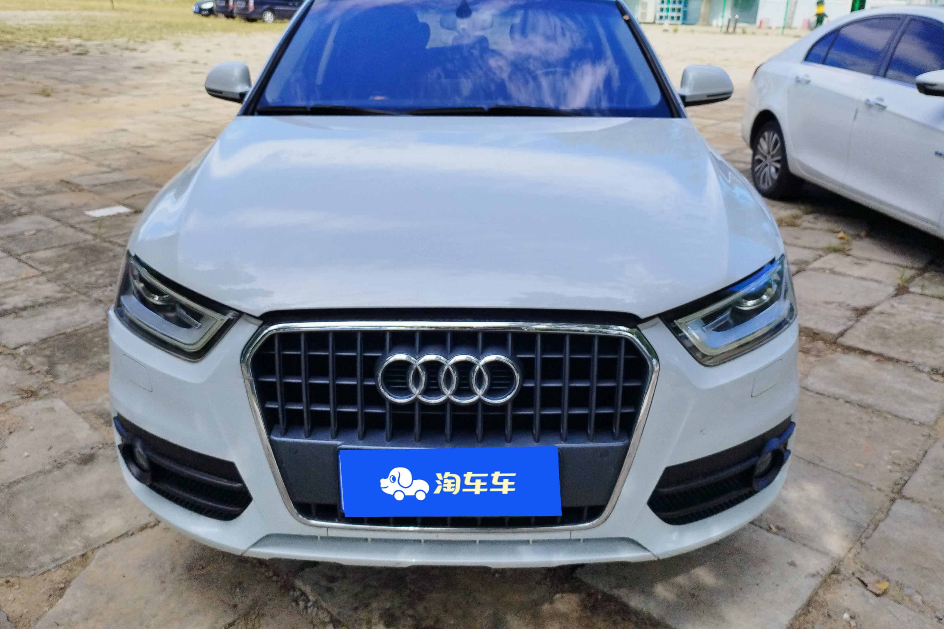 奥迪Q3 35TFSI 2015款 2.0T 自动 前驱 舒适型 (国Ⅳ) 