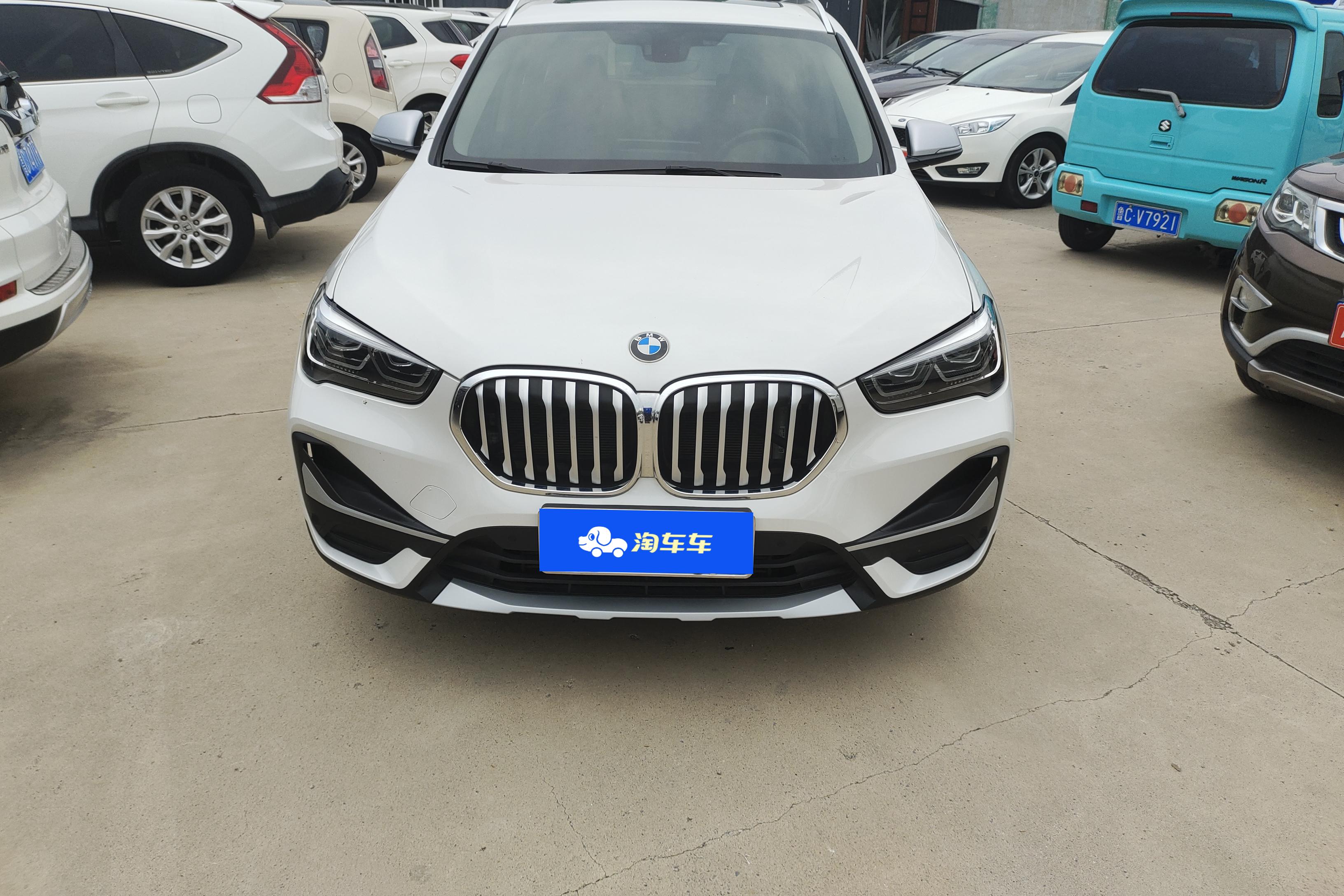 宝马X1 xDrive25Li 2021款 2.0T 自动 四驱 汽油 尊享型 (国Ⅵ) 