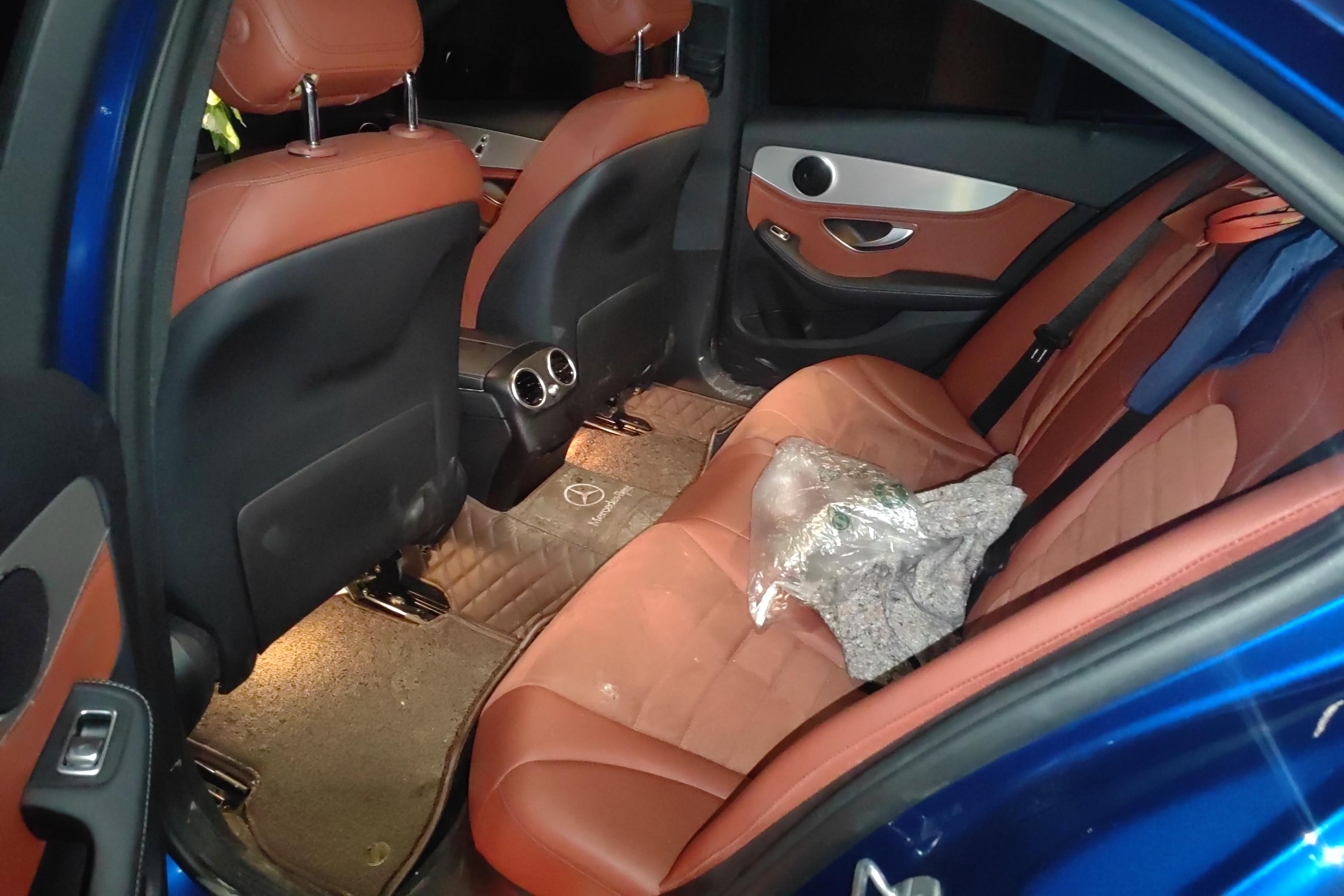 奔驰C级 C200 2016款 2.0T 自动 运动版 (国Ⅴ) 