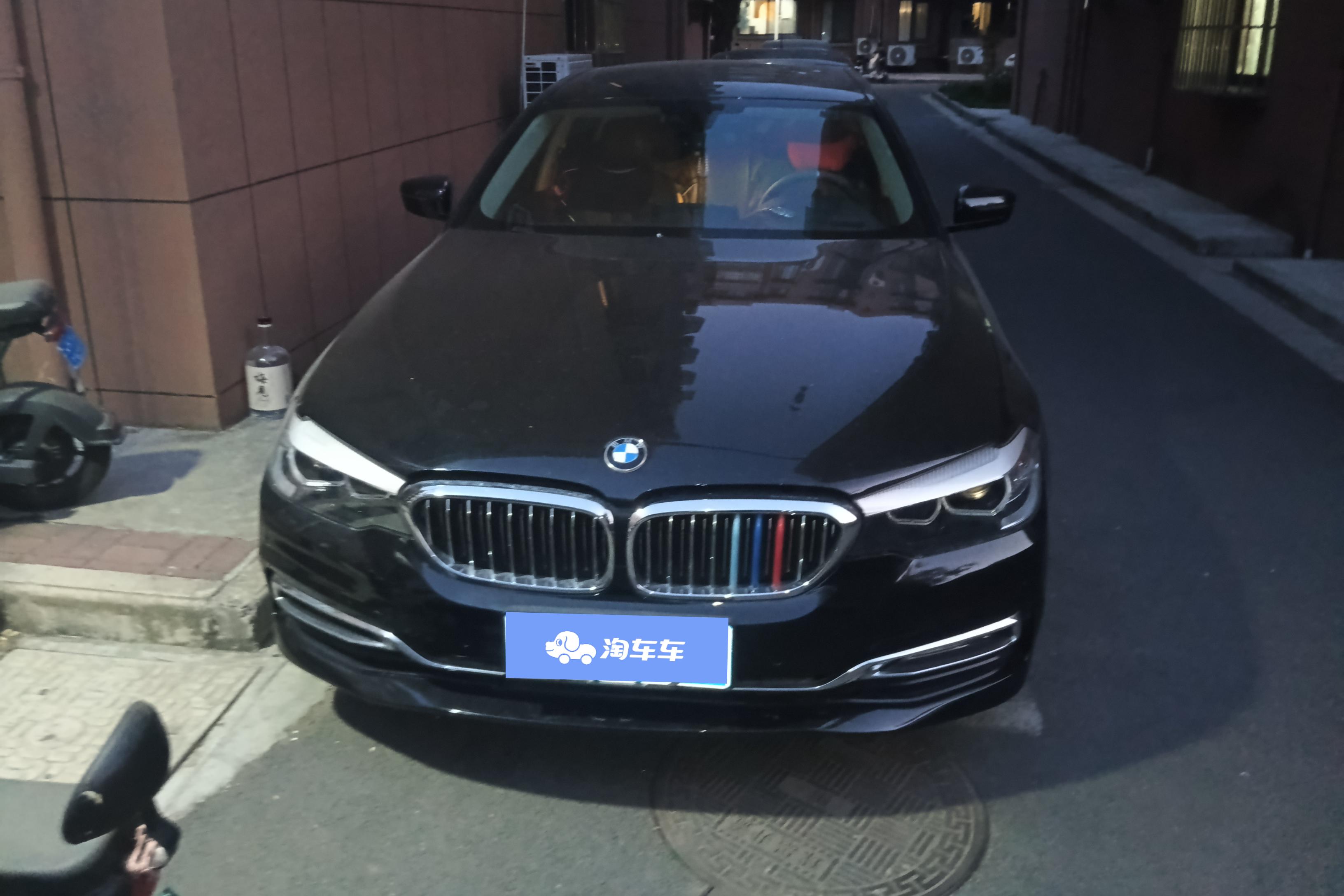 【南京二手宝马5系】宝马5系 530Li 2018款 2.0T 自动 汽油 领先型豪华套装