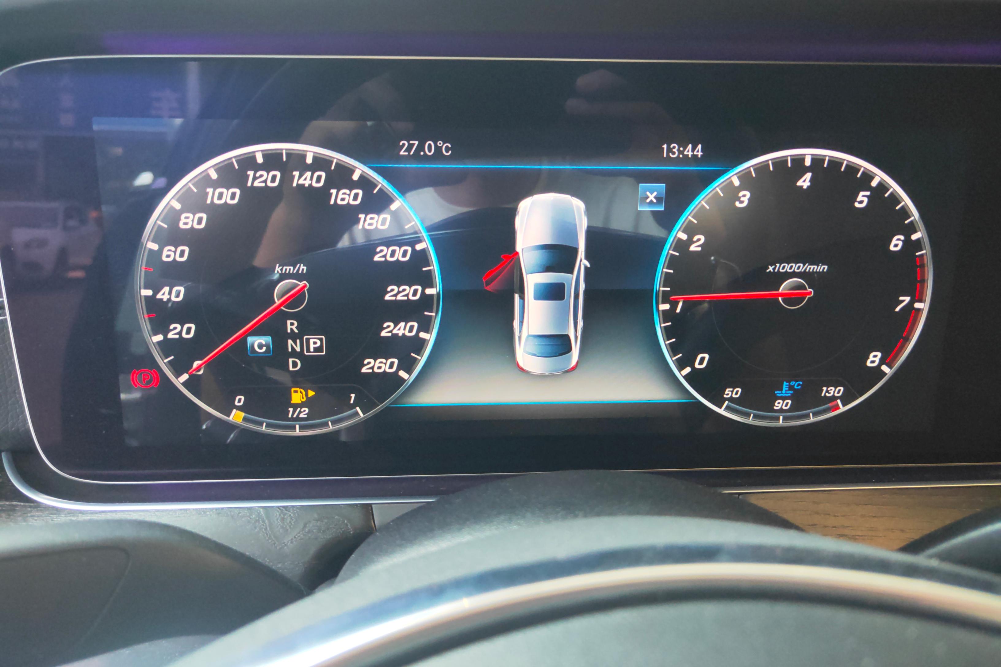 奔驰E级 E200L 2018款 2.0T 自动 汽油 运动型改款 (国Ⅴ) 
