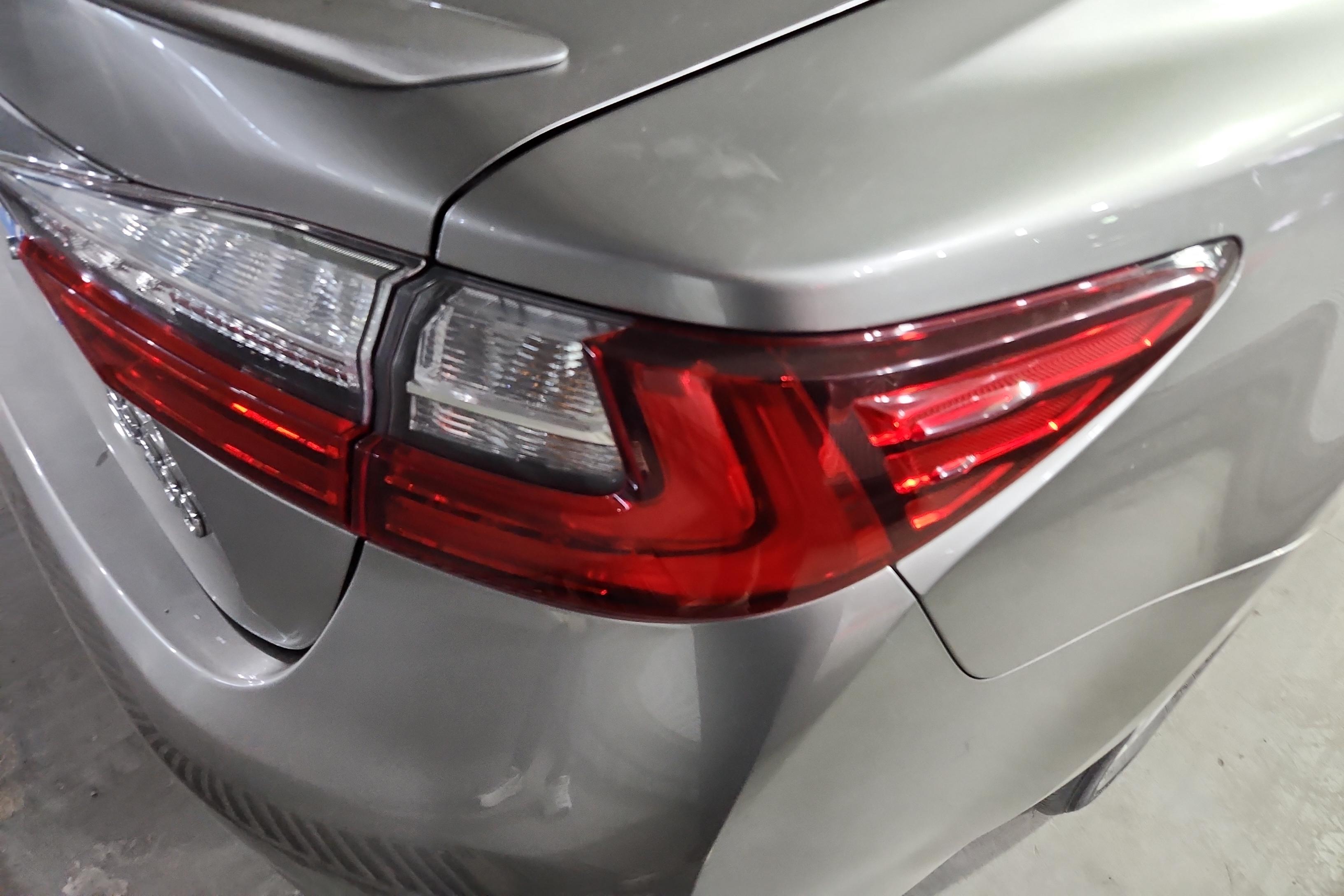 雷克萨斯ES 200 [进口] 2017款 2.0L 自动 30周年纪念版 