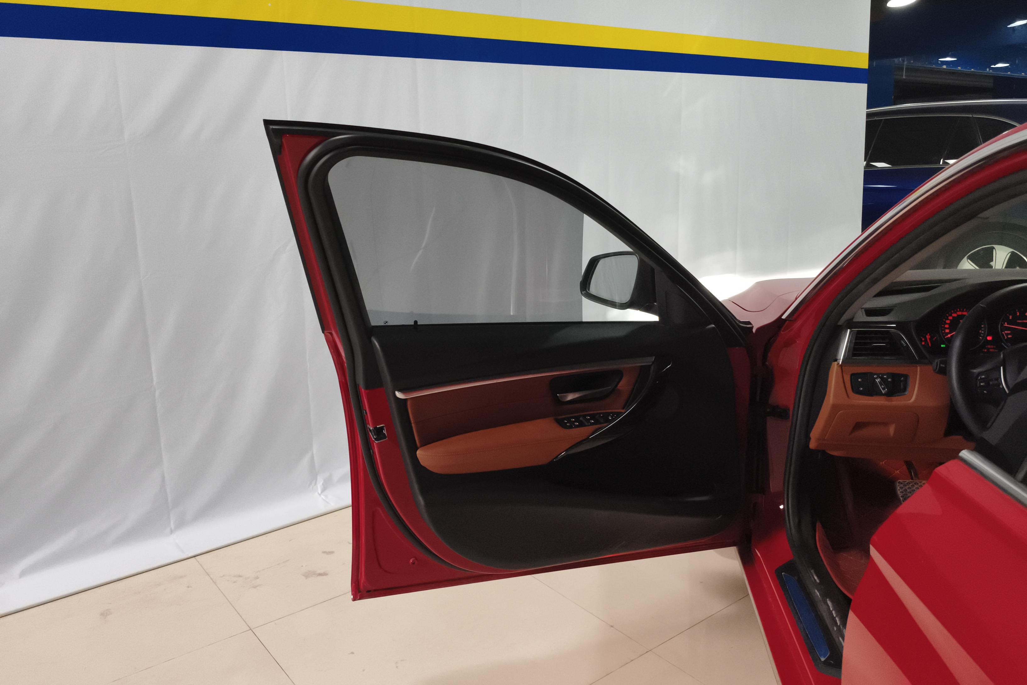 宝马3系 320Li 2016款 2.0T 自动 汽油 豪华设计套装 (国Ⅴ) 