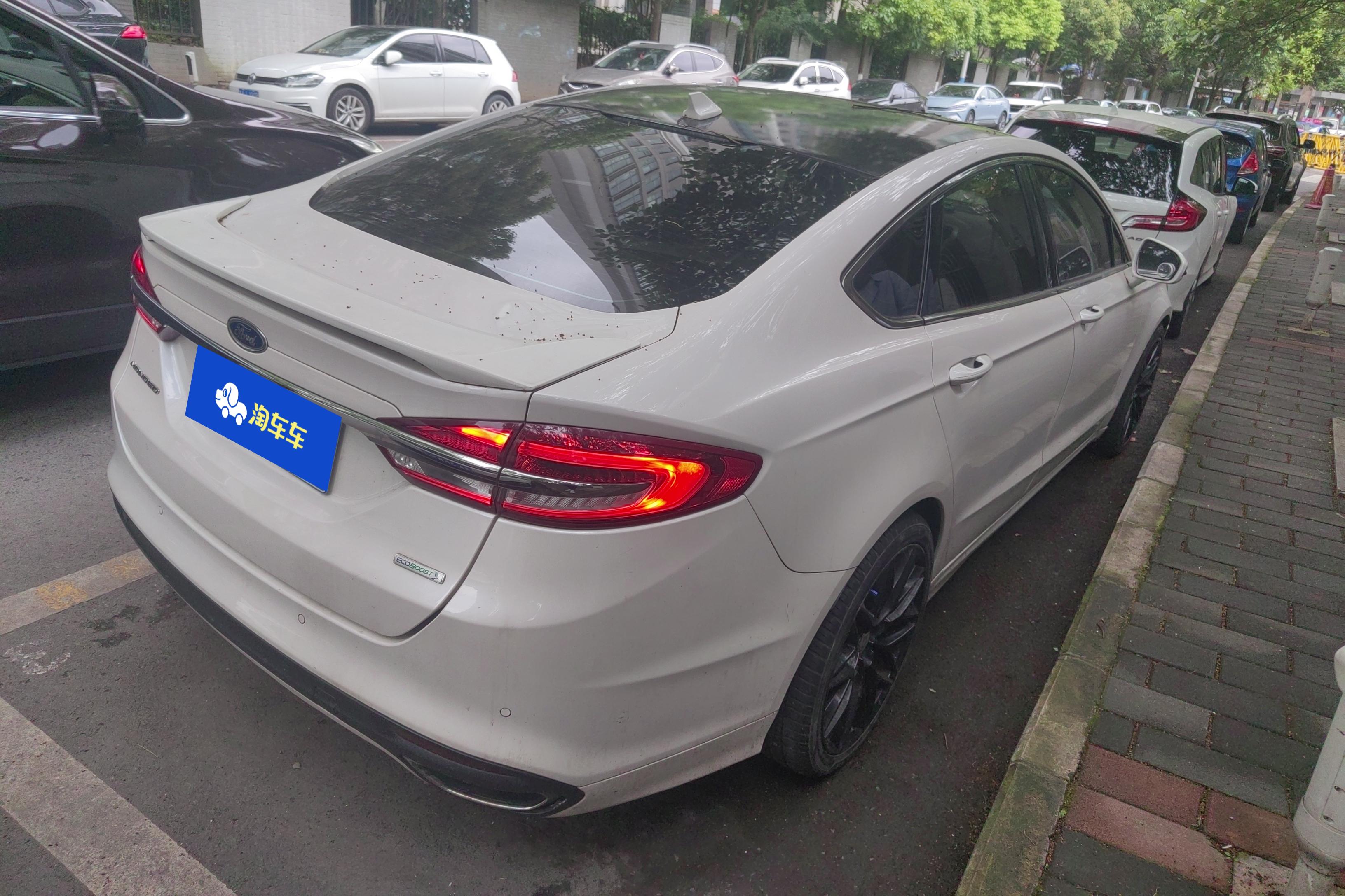 福特蒙迪欧 2018款 2.0T 自动 EcoBoost200时尚型 (国Ⅴ) 