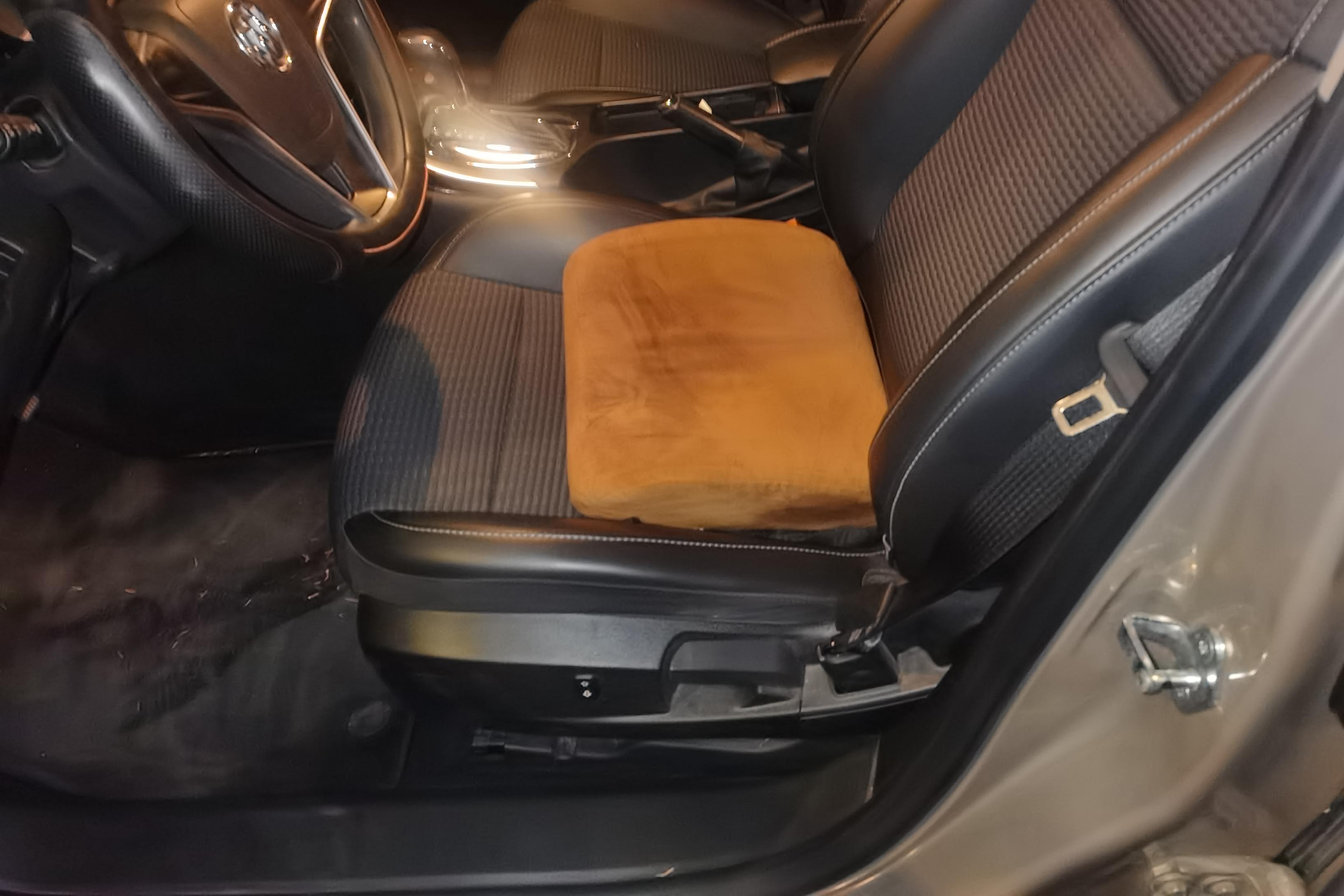 别克君威 2015款 1.6T 自动 领先技术型 (国Ⅴ) 