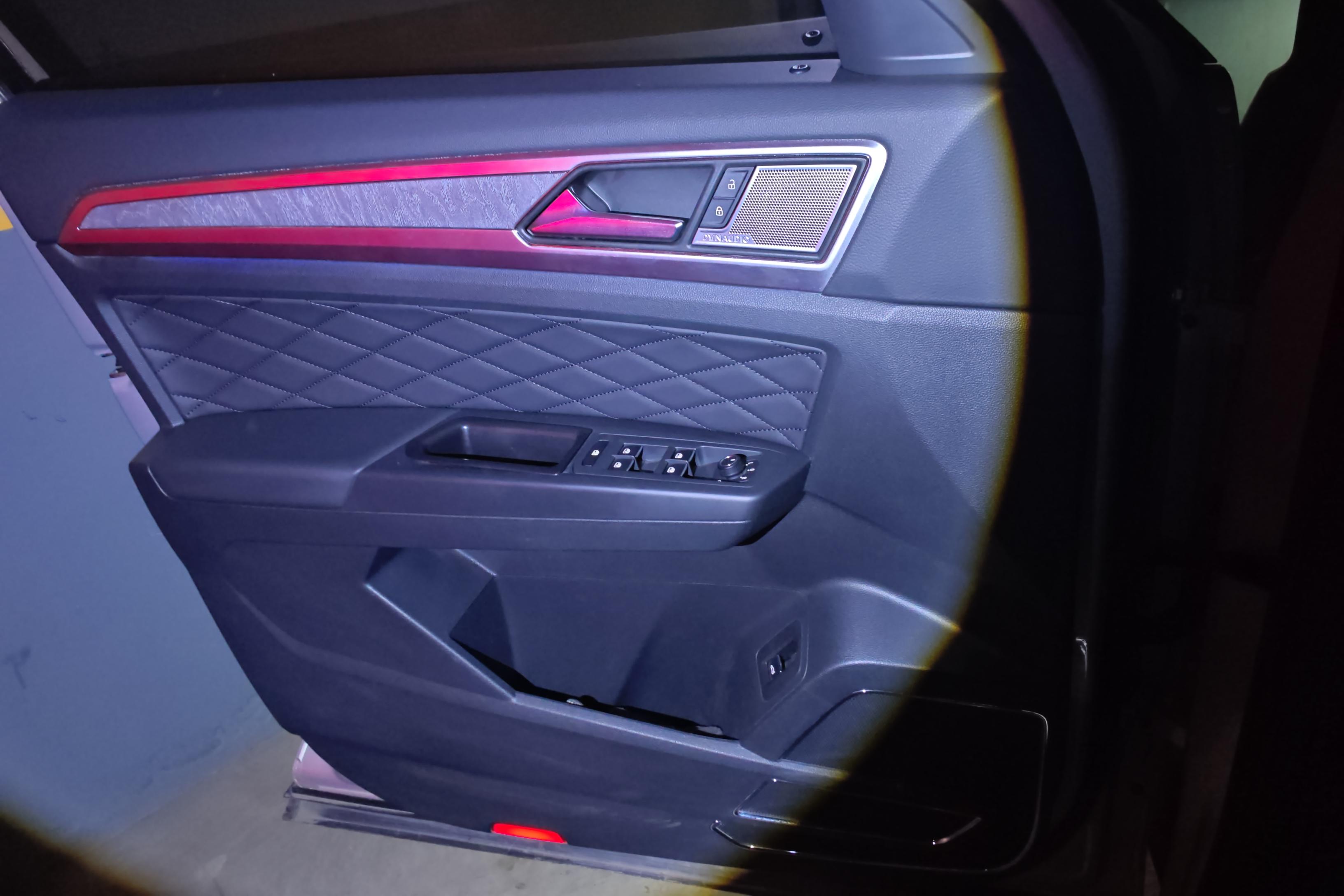 大众途昂 2020款 2.0T 自动 380TSI改款旗舰版 (国Ⅵ) 