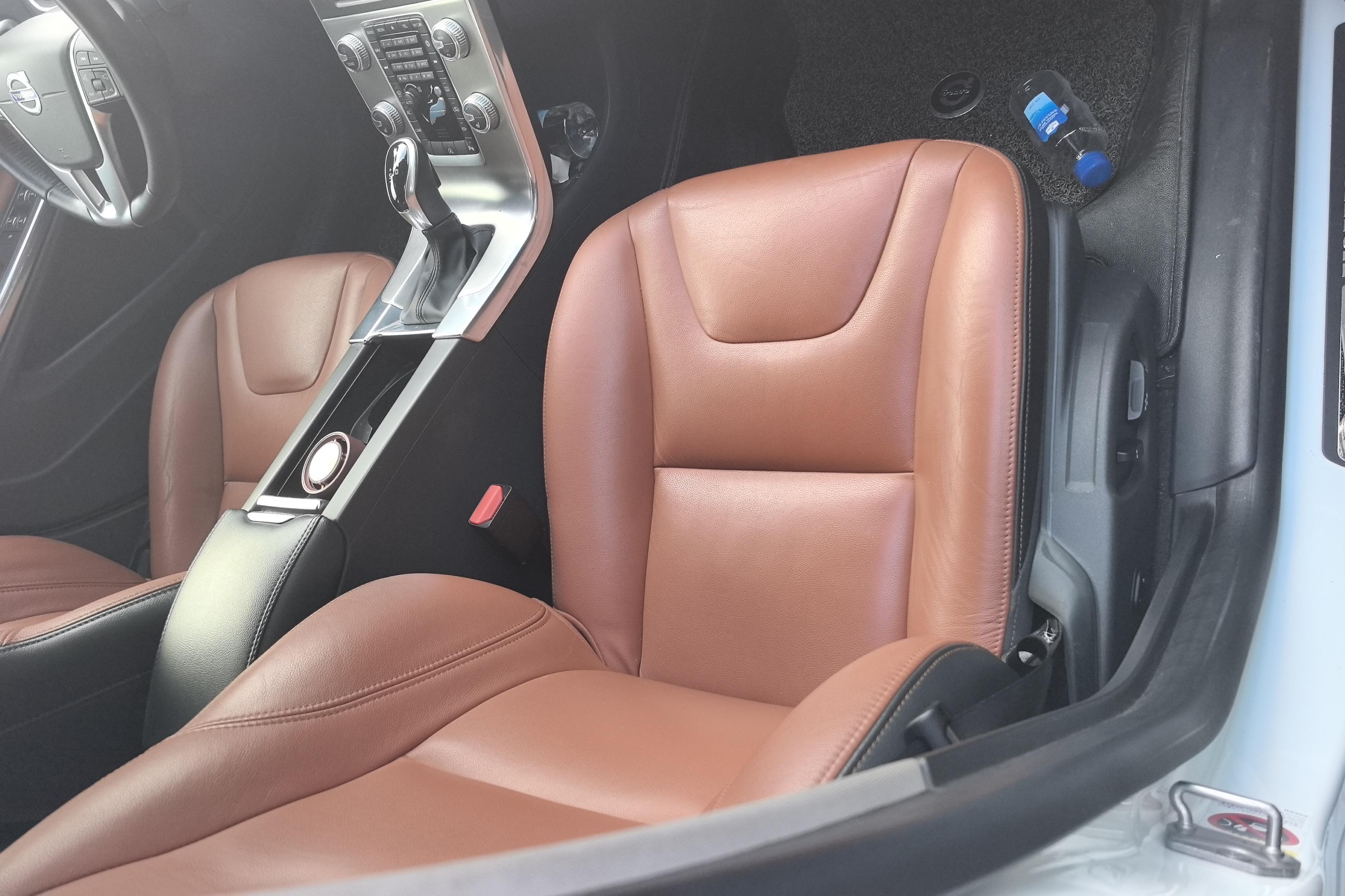 沃尔沃S60L T4 2016款 2.0T 自动 智远版 (国Ⅴ) 