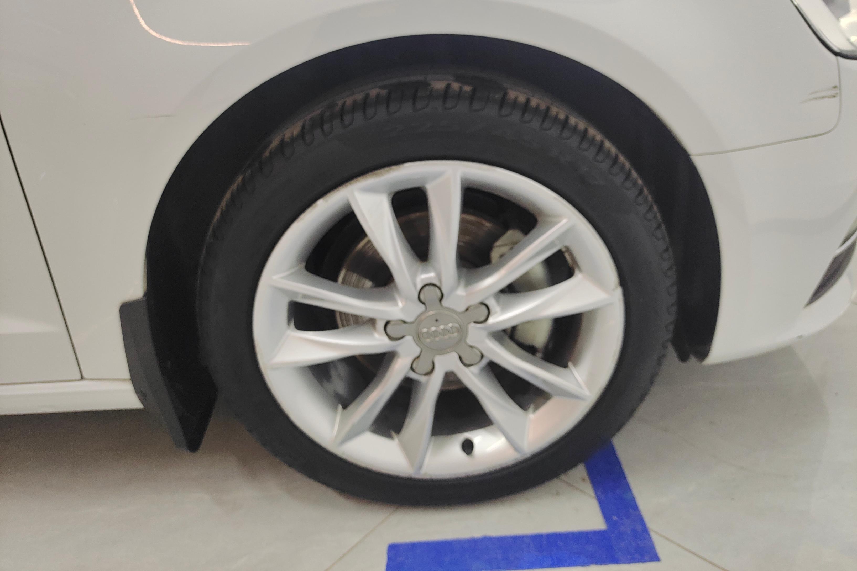 奥迪A3 35TFSI 2016款 1.4T 自动 汽油 风尚型Sportback (国Ⅴ) 