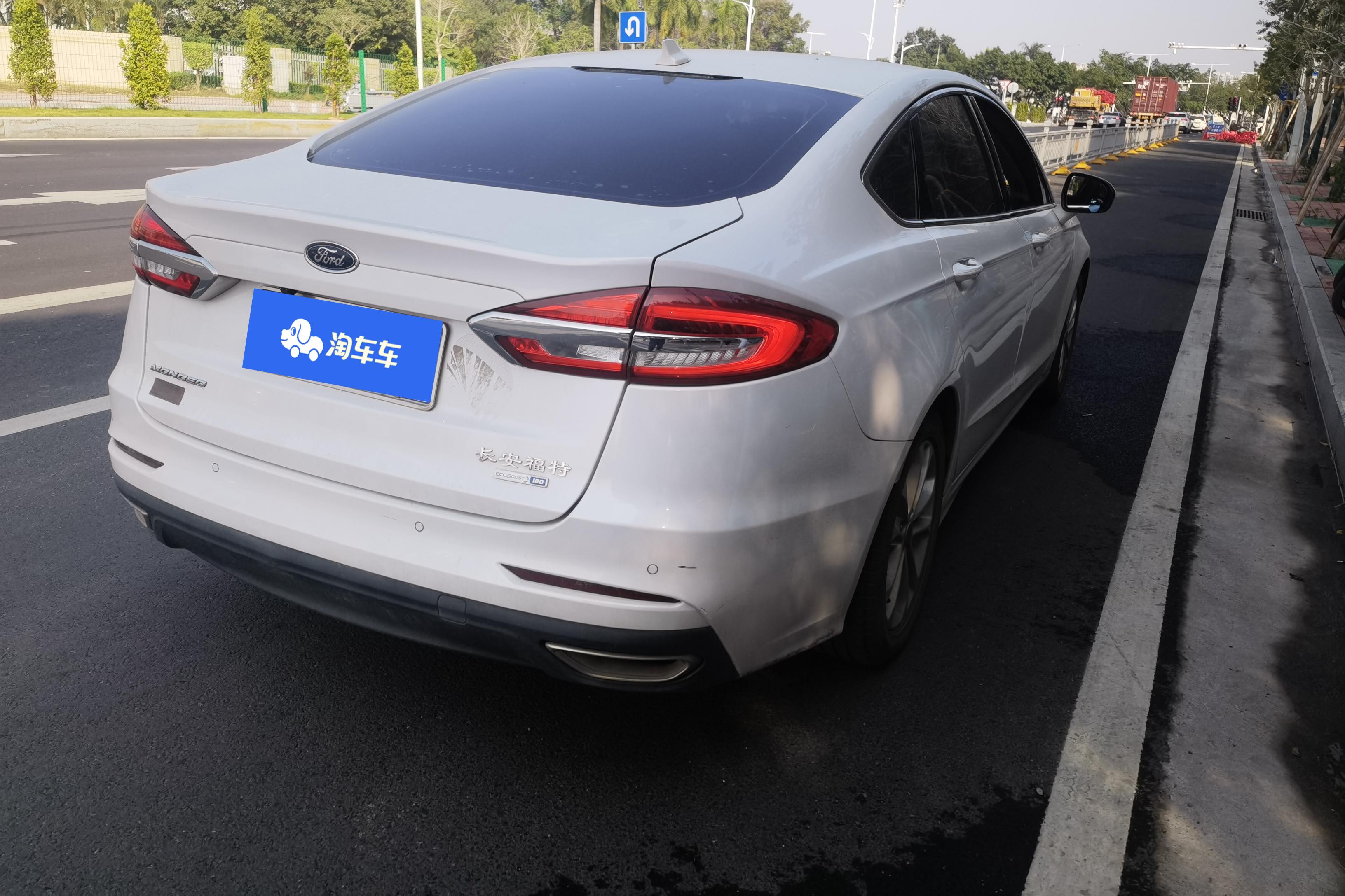 福特蒙迪欧 2018款 1.5T 自动 EcoBoost180智控时尚型 (国Ⅴ) 