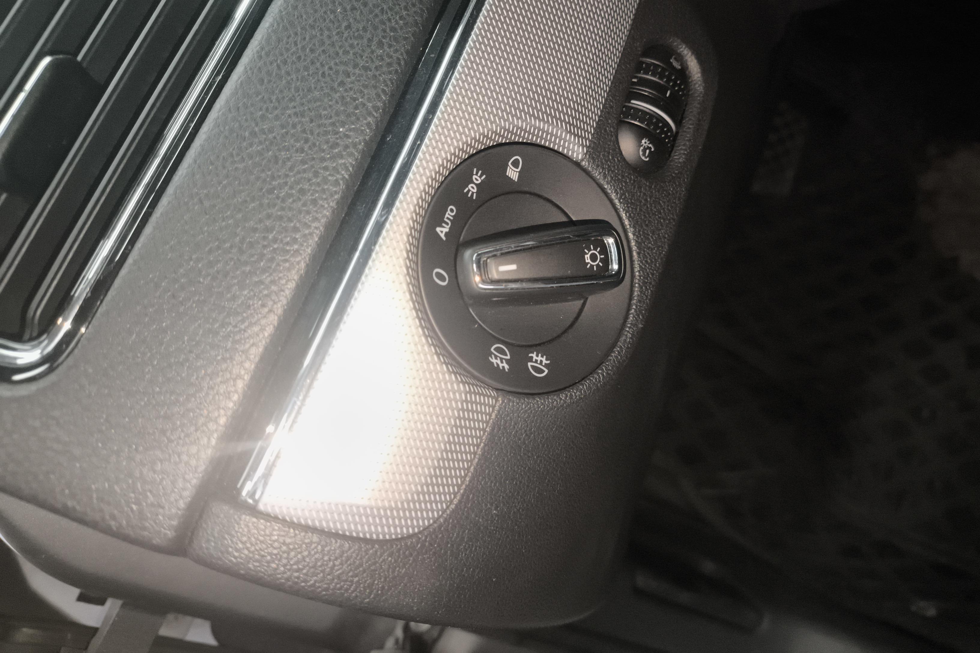 大众速腾 2018款 1.6L 自动 舒适版 (国Ⅴ) 