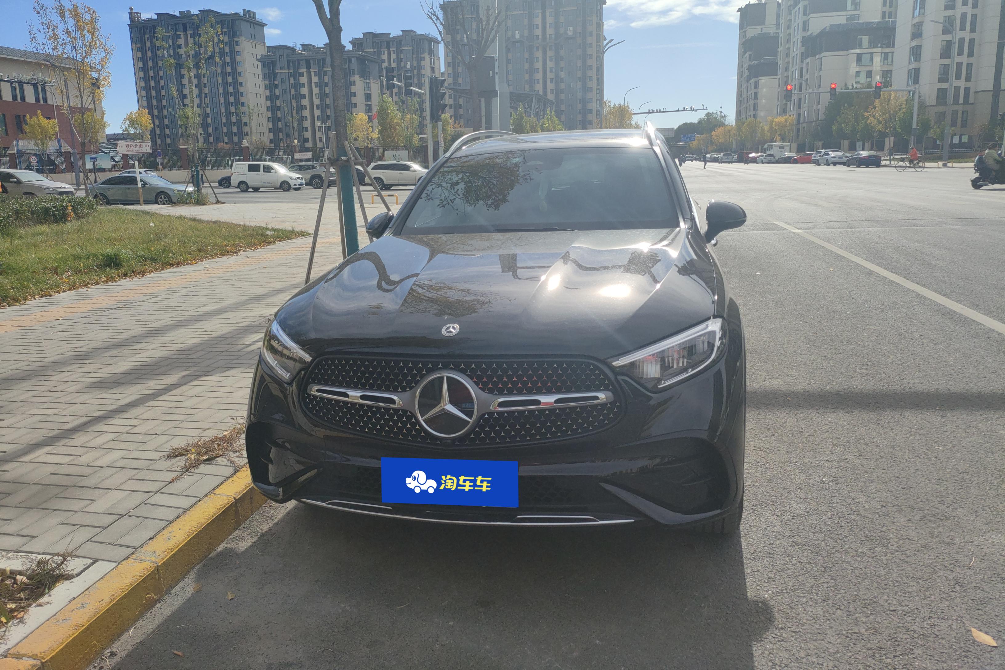 奔驰GLC GLC260L 2024款 2.0T 自动 豪华型 (国Ⅵ) 