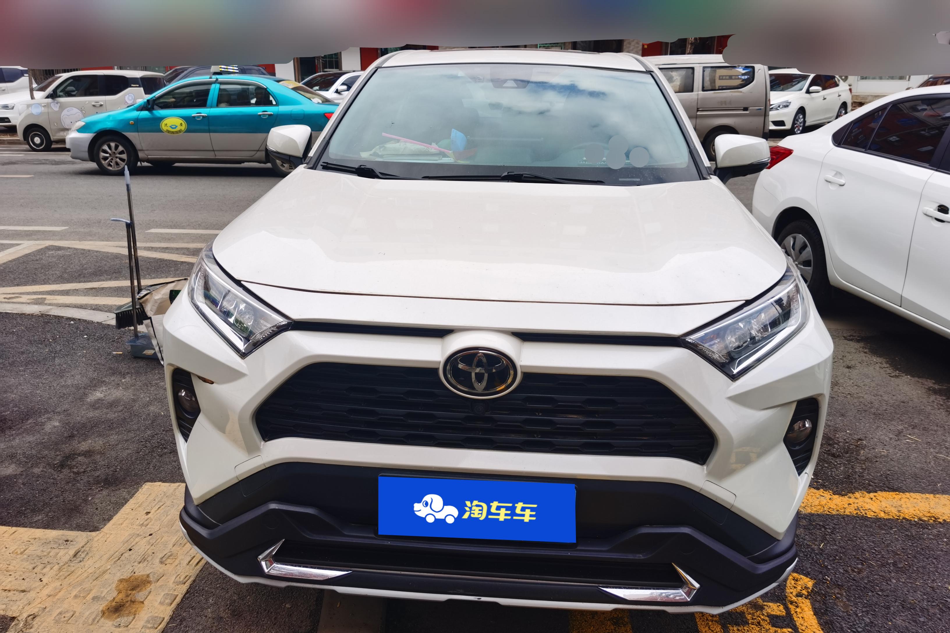 丰田RAV4 2020款 2.0L 自动 前驱 风尚PLUS版 (国Ⅵ) 