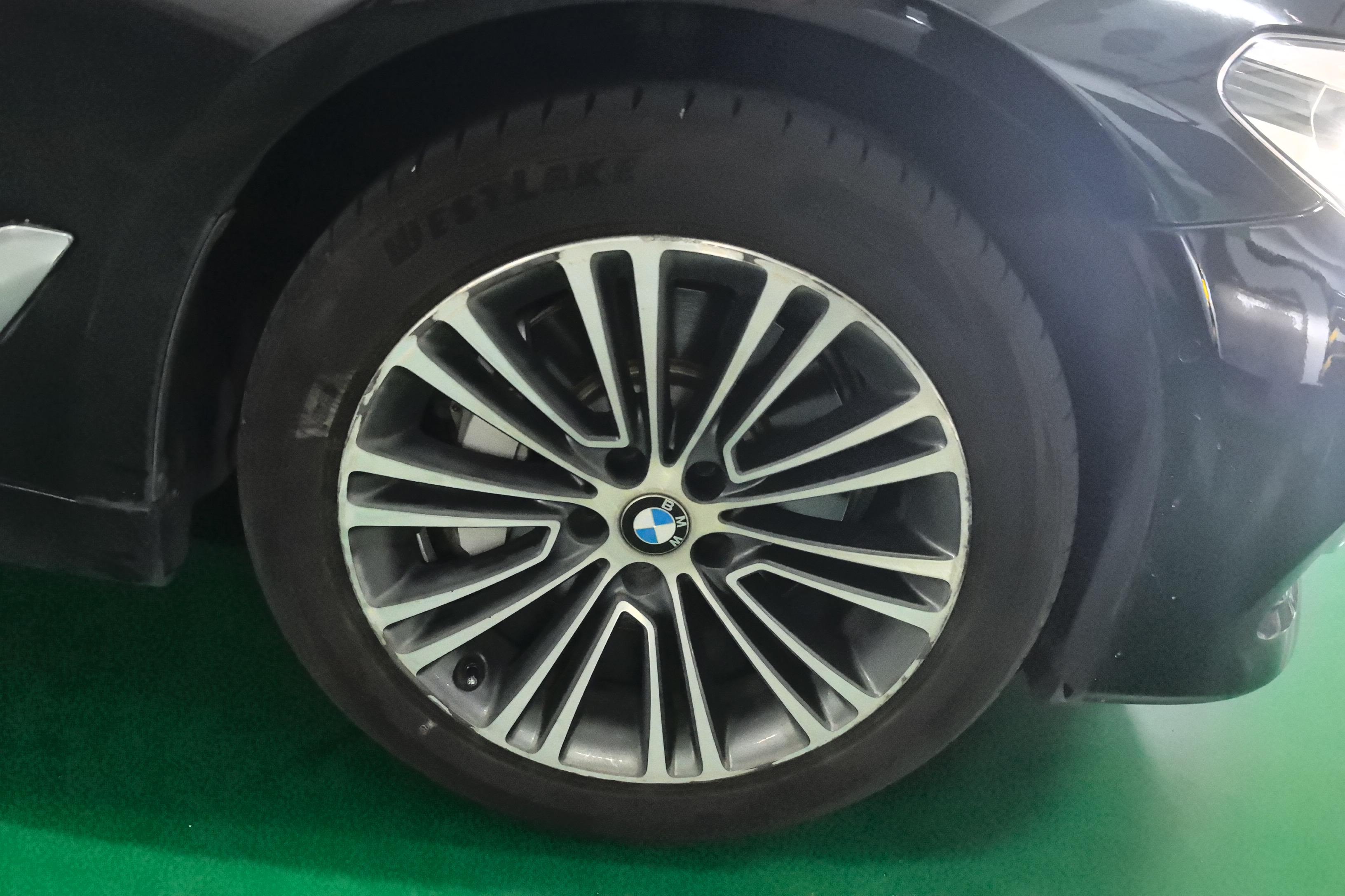 宝马5系 530Li 2018款 2.0T 自动 汽油 尊享型豪华套装 (国Ⅴ) 