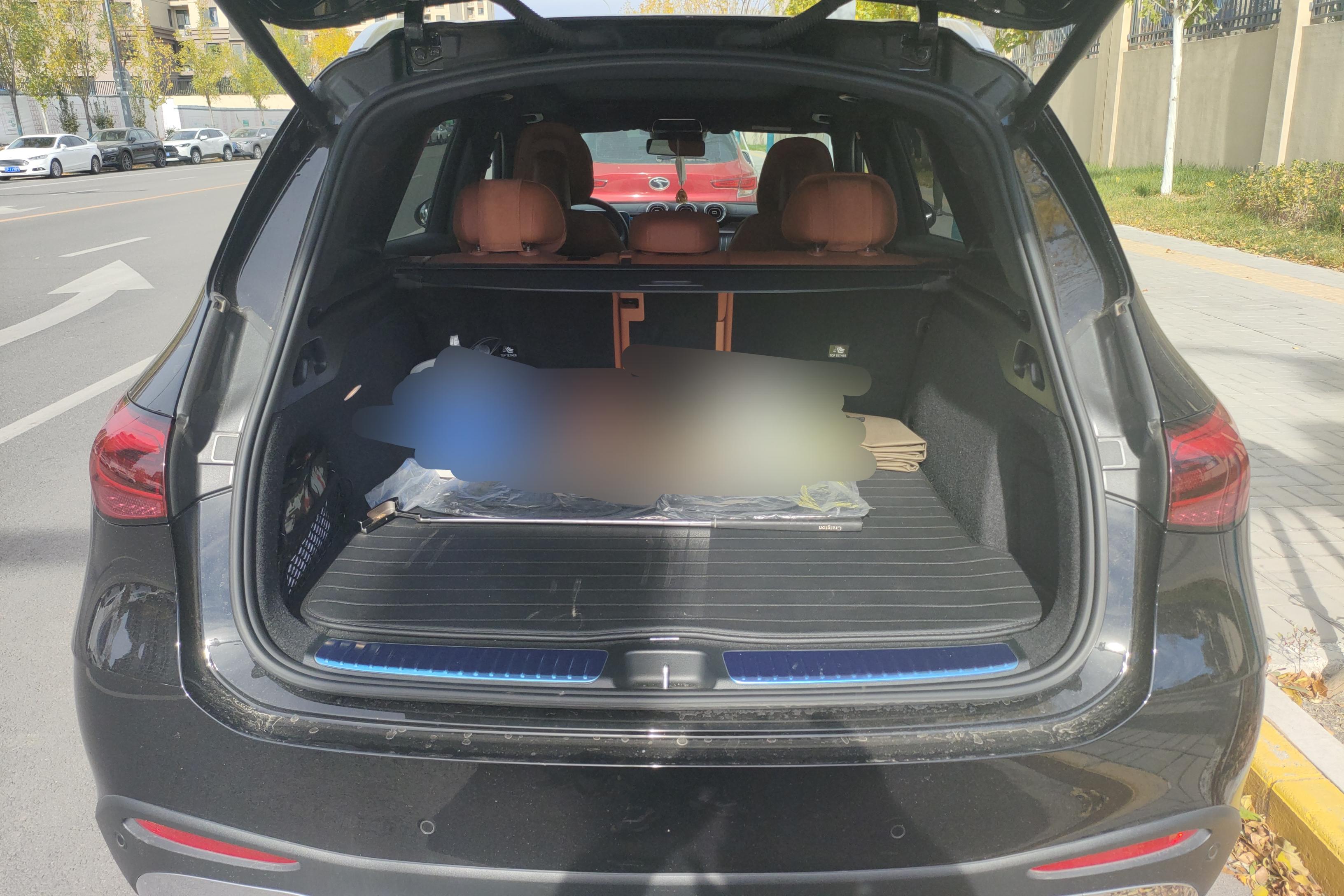 奔驰GLC GLC260L 2024款 2.0T 自动 豪华型 (国Ⅵ) 