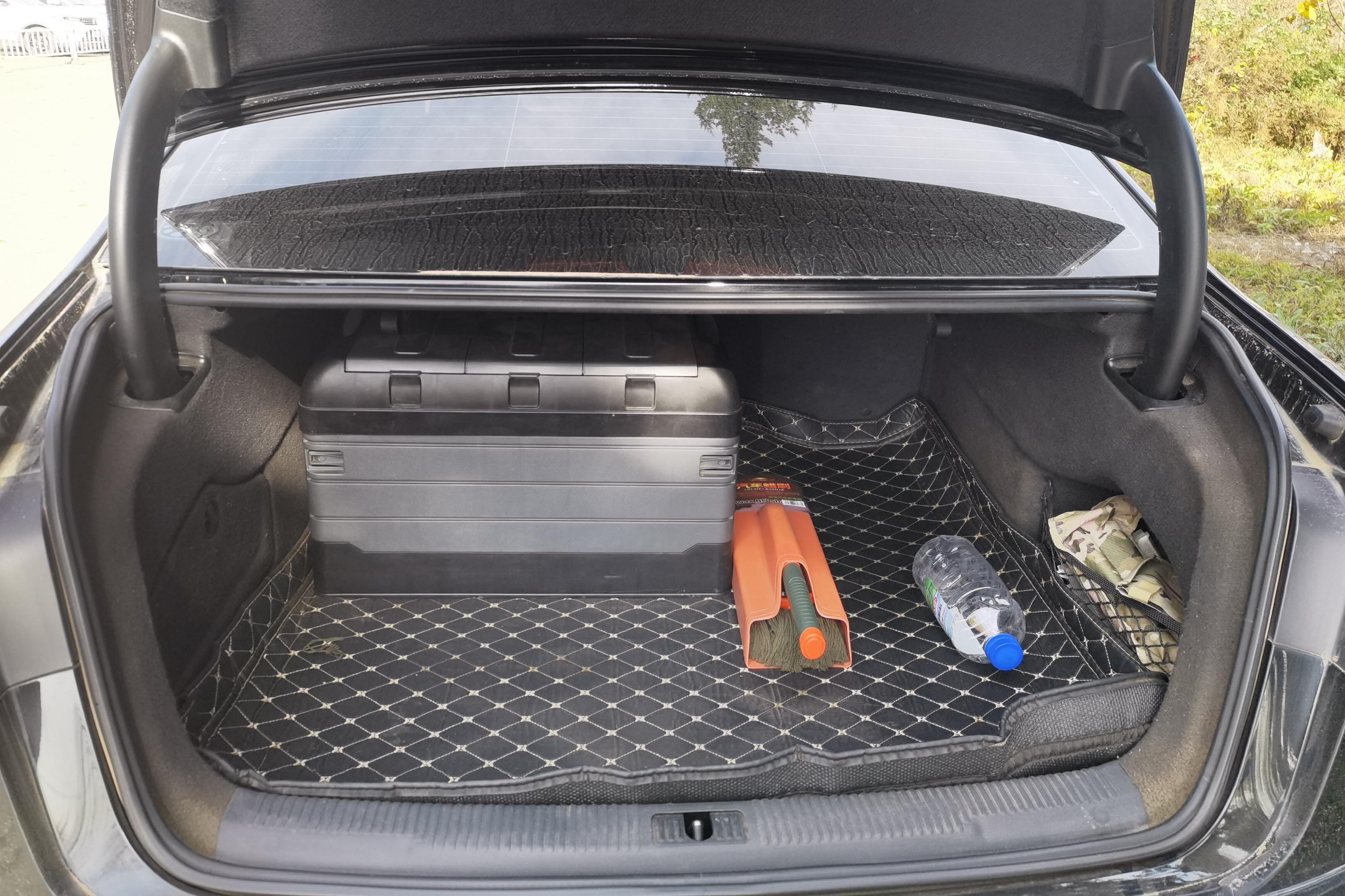奥迪A6L 30FSI 2012款 2.5L 自动 舒适型 (国Ⅳ) 