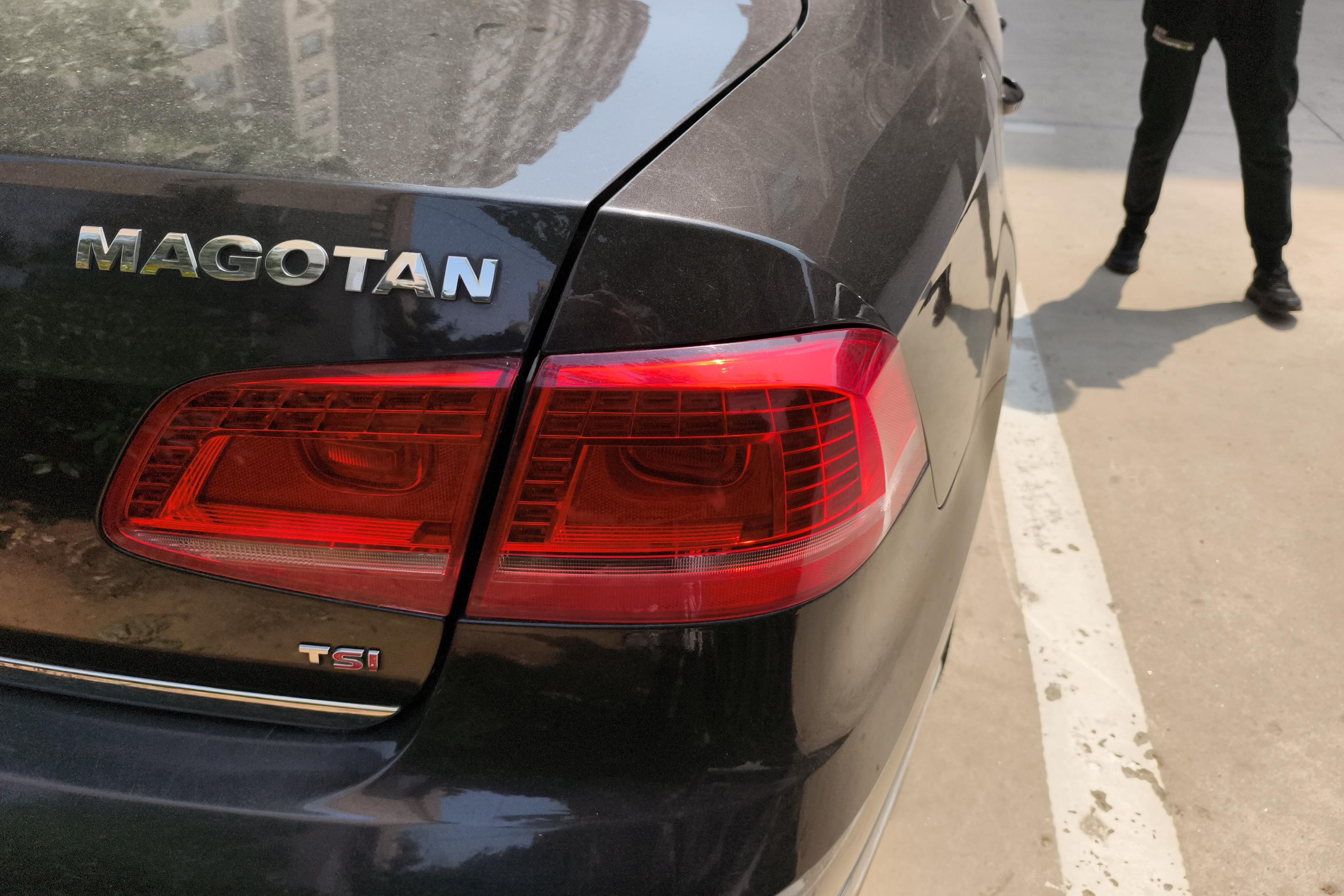 大众迈腾 2013款 1.8T 自动 汽油 豪华型 (国Ⅳ) 