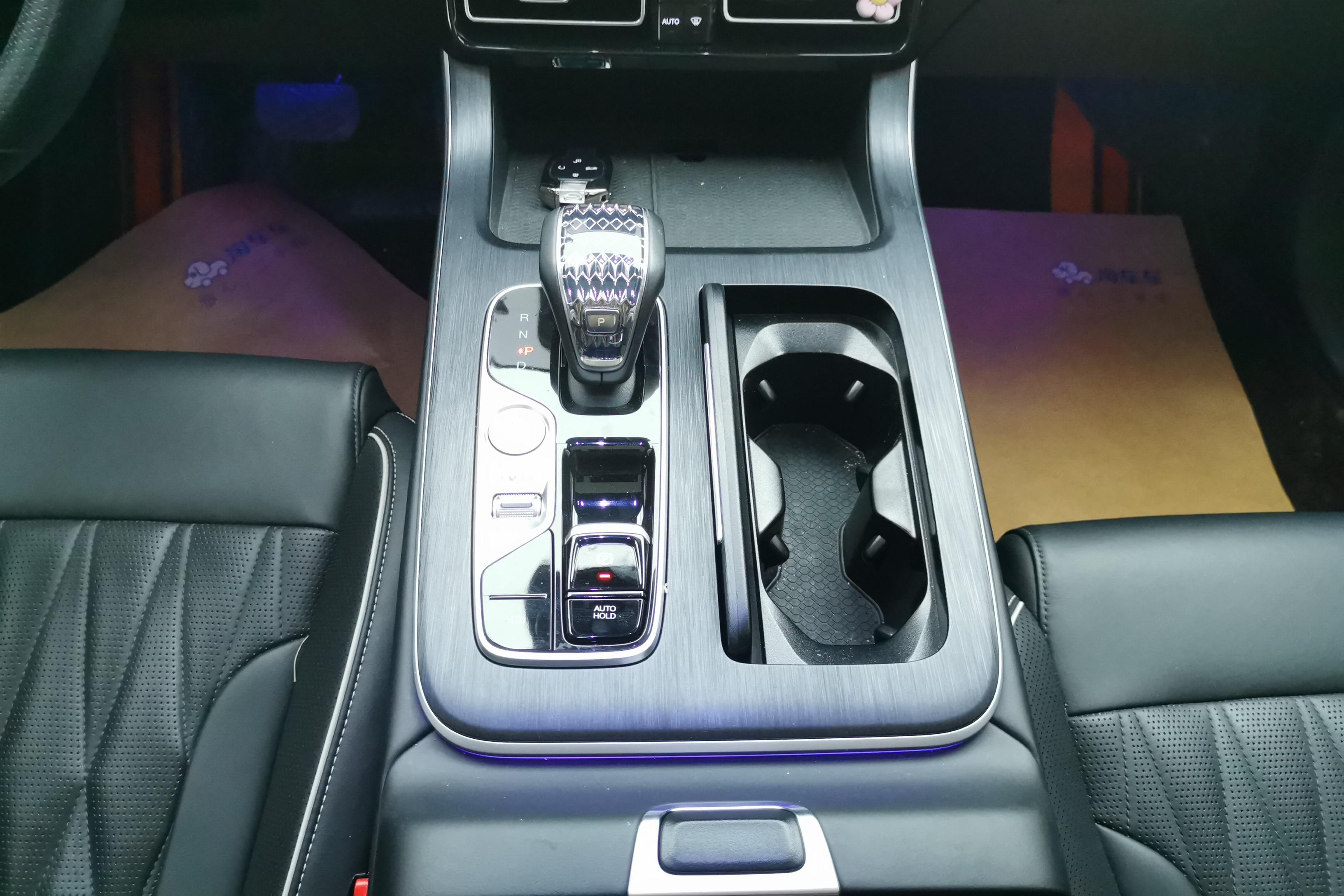 传祺GS8 2022款 2.0T 自动 豪华智联版 (国Ⅵ) 
