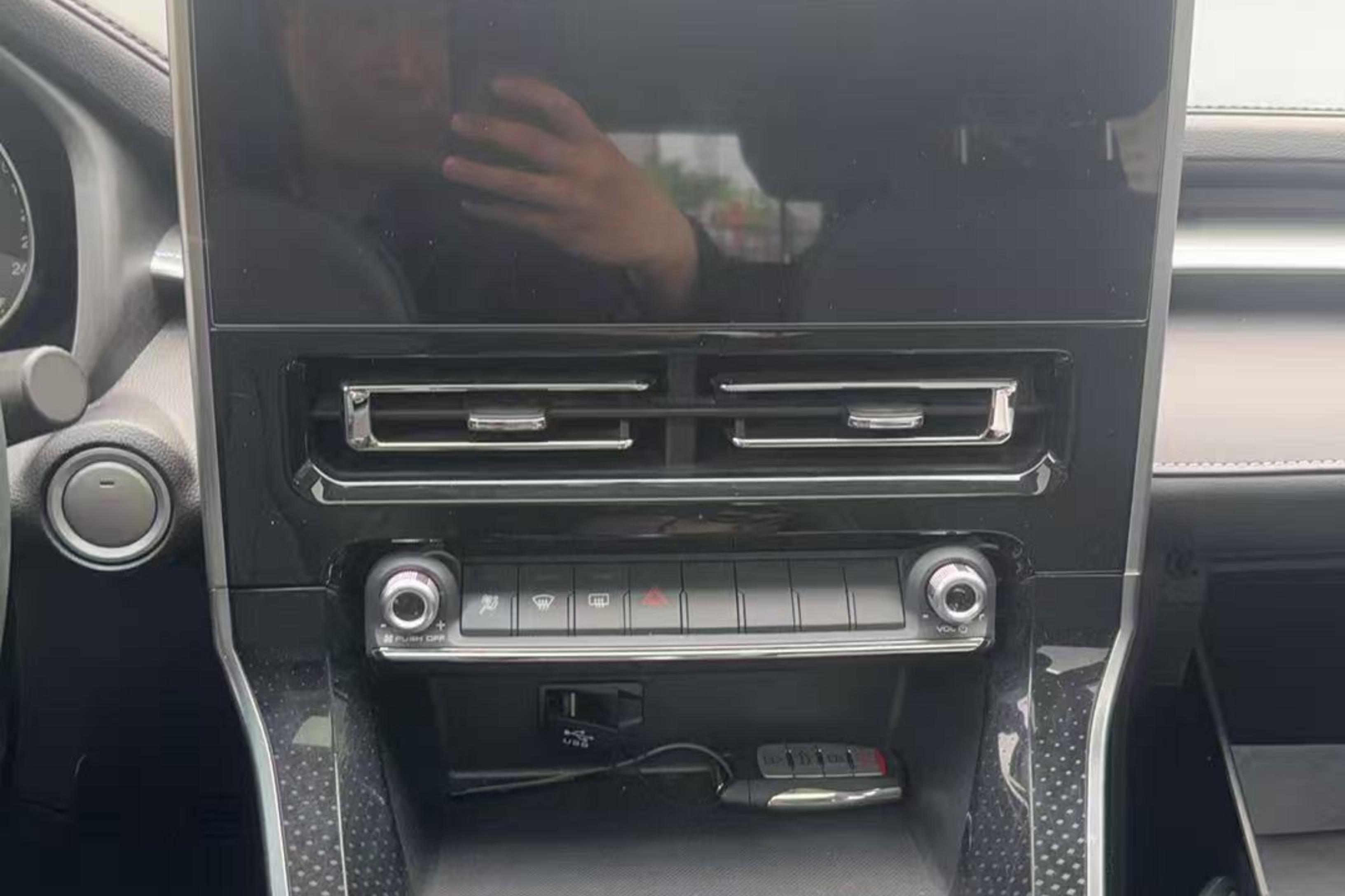 哈弗哈弗M6 2021款 1.5T 手动 PLUS豪华智联型 (国Ⅵ) 