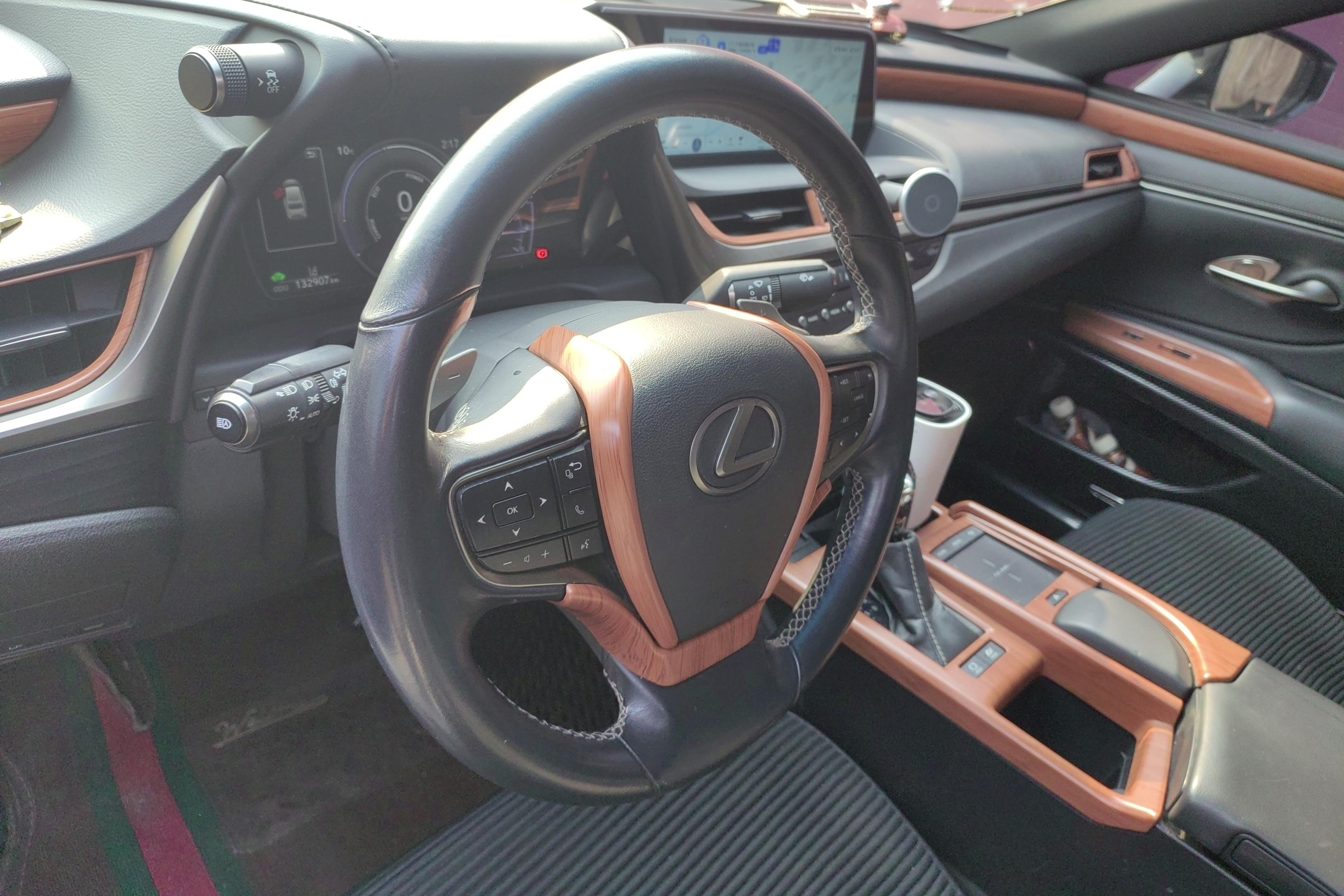 雷克萨斯ES 300h [进口] 2018款 2.5L 自动 卓越版 (国Ⅴ) 